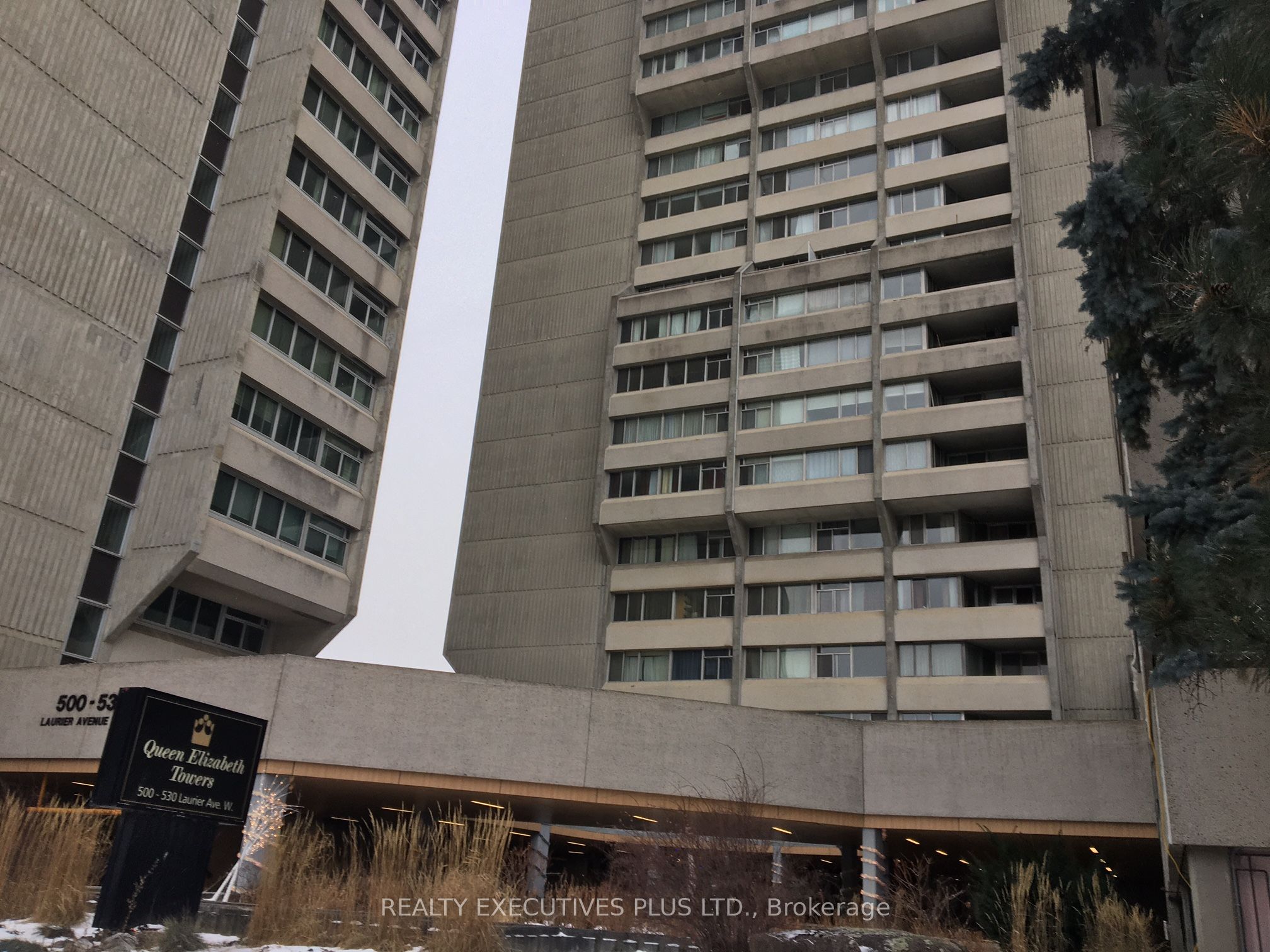 #403 - 530 Laurier Avenue Property Photo