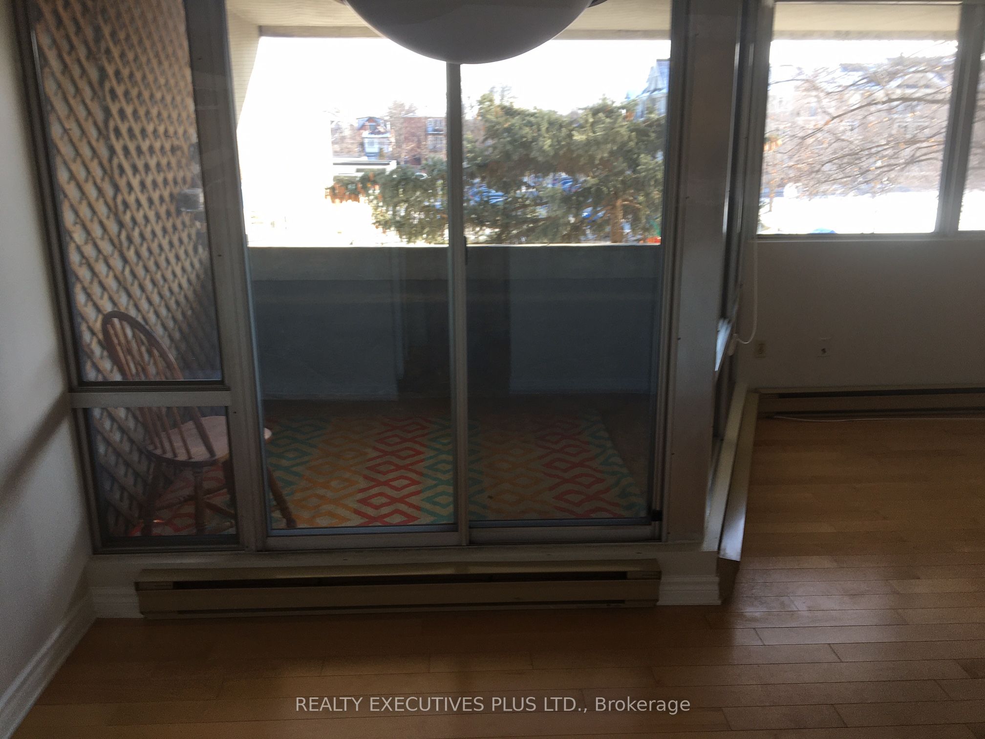 #403 - 530 Laurier Avenue Property Photo 5