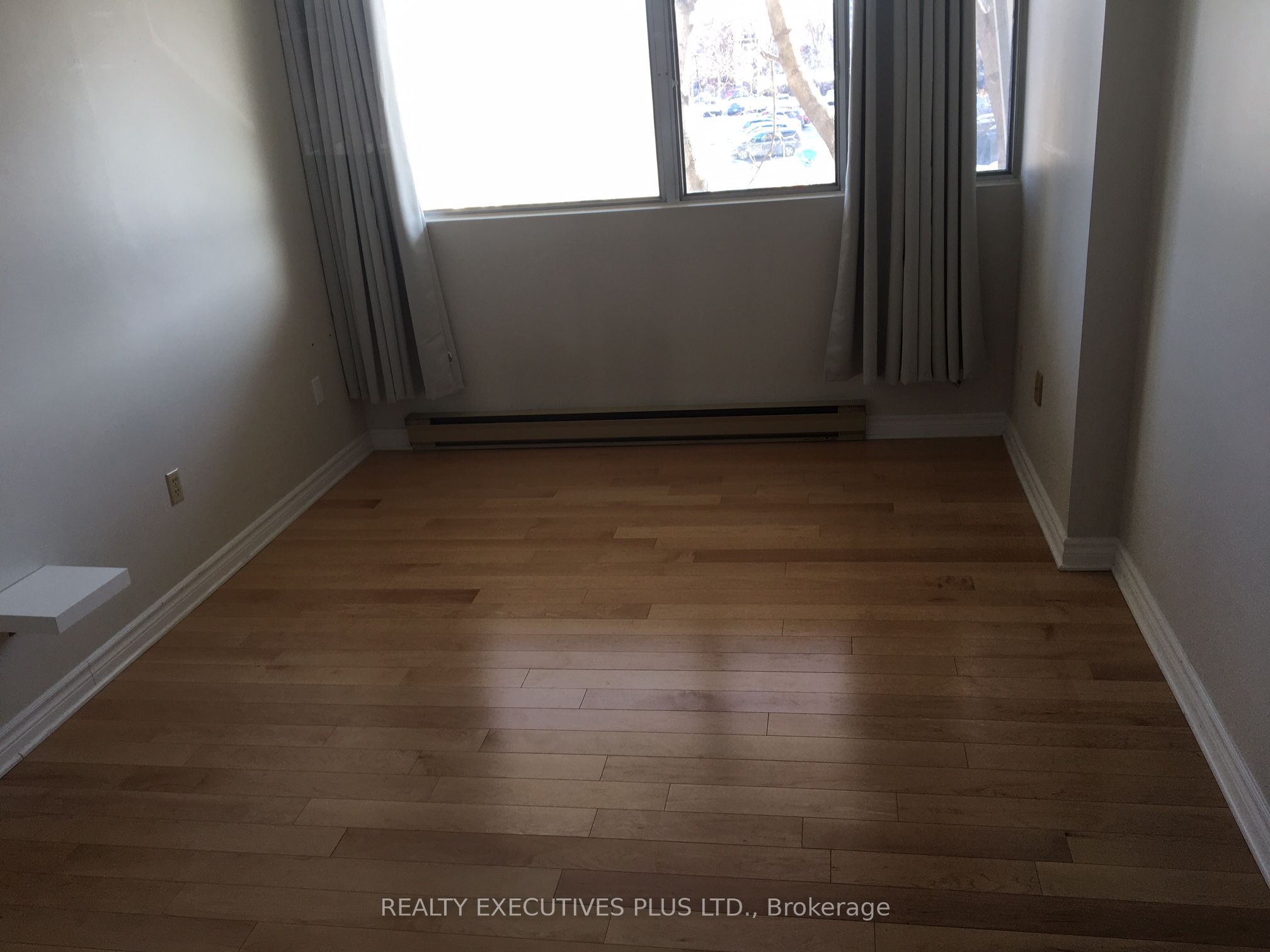 #403 - 530 Laurier Avenue Property Photo 10