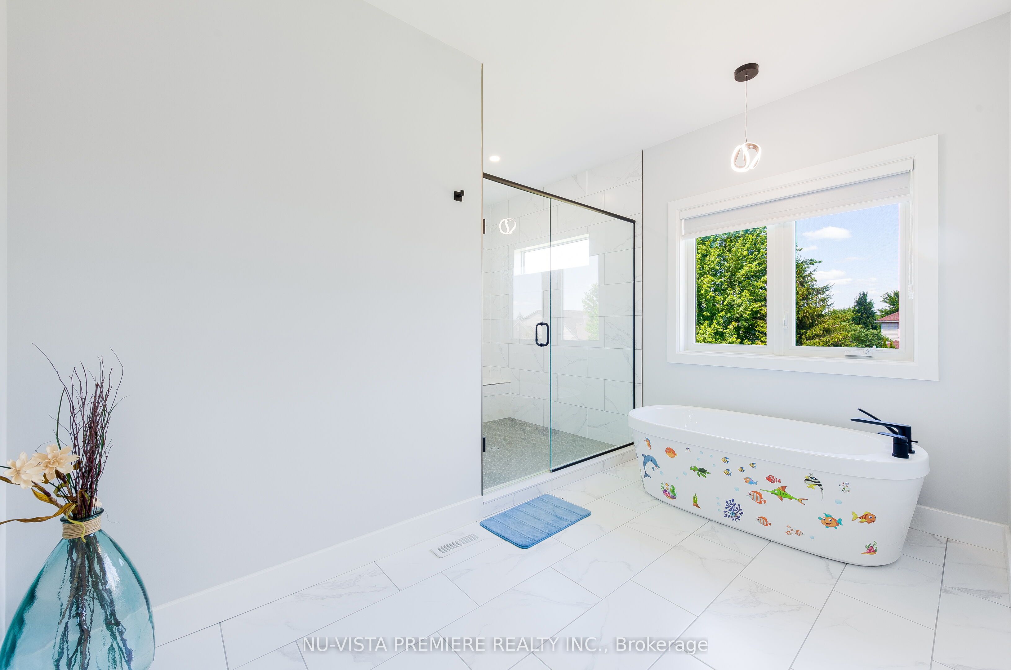 42 Poole Crescent Property Photo 24