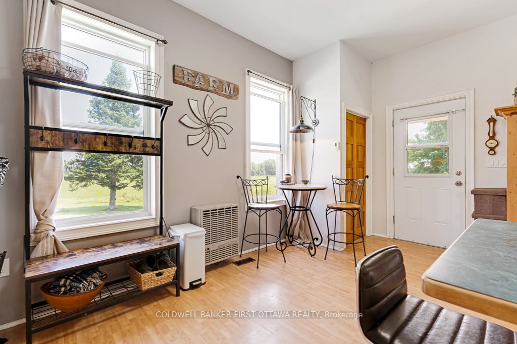 11768 Highway 7 N/a Property Photo 8