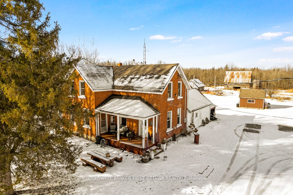 11768 Highway 7 N/a Property Photo 1
