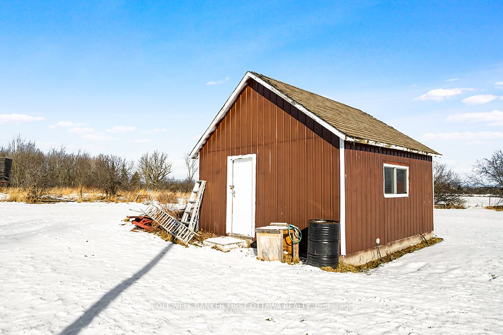 11768 Highway 7 N/a Property Photo 3