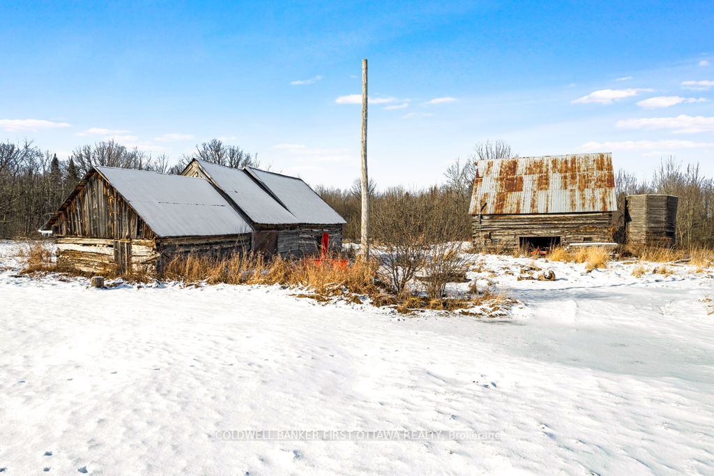 11768 Highway 7 N/a Property Photo 4