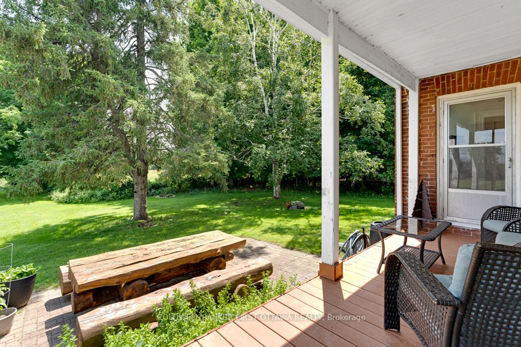 11768 Highway 7 N/a Property Photo 28