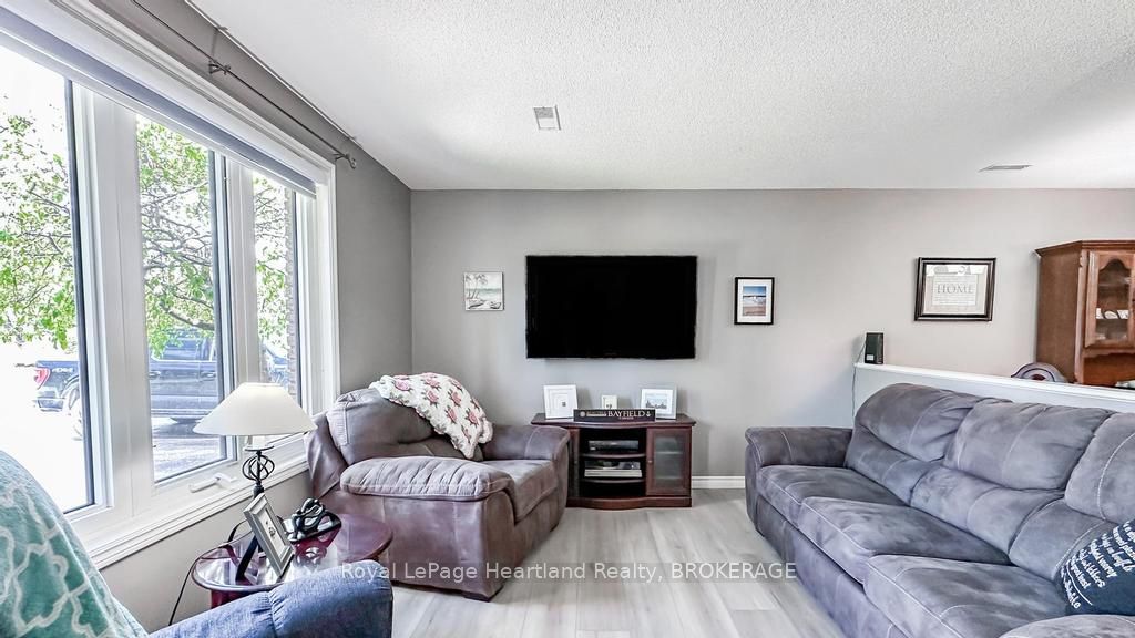 4 Ducharme Crescent Property Photo 5