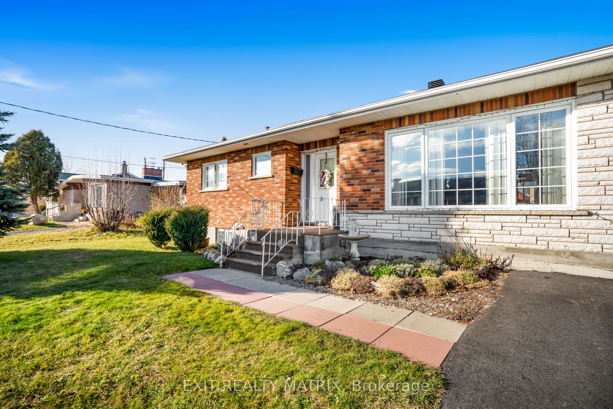 87 Clement Street Property Photo 3