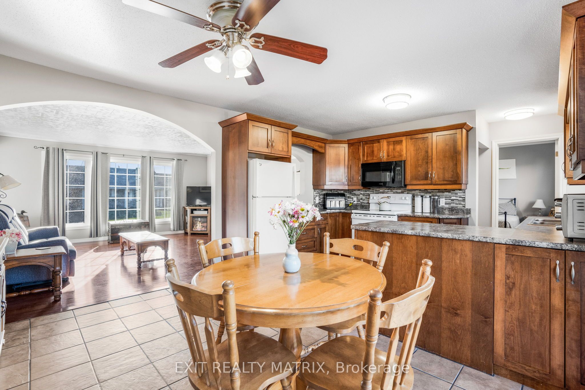 87 Clement Street Property Photo 10