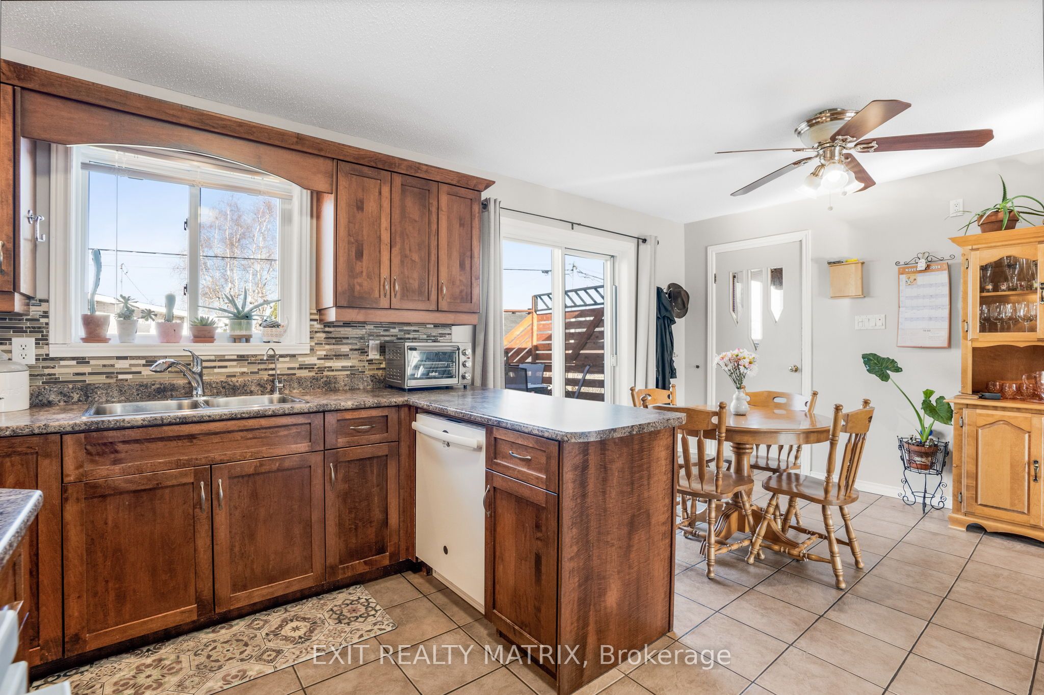 87 Clement Street Property Photo 13