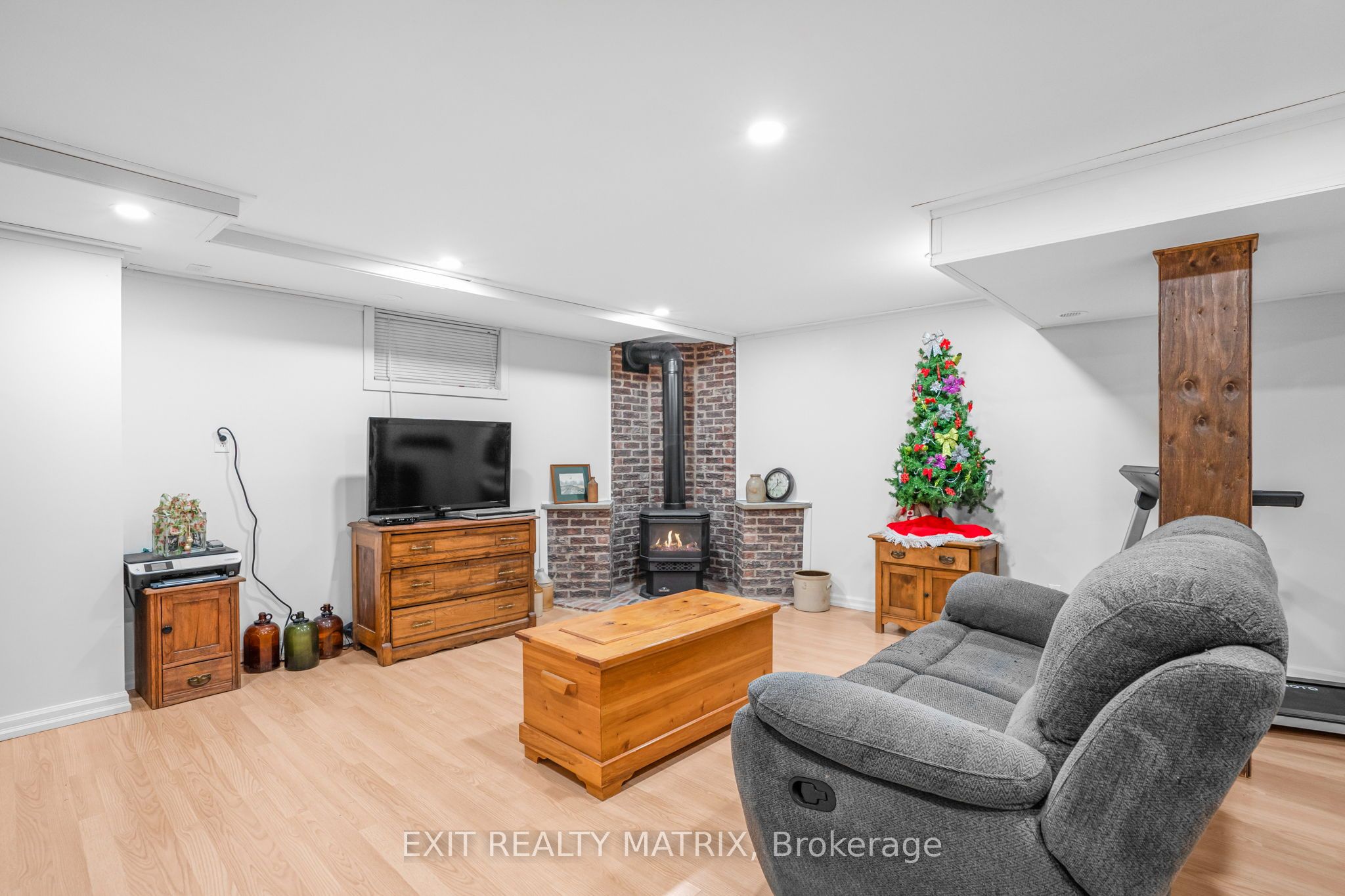 87 Clement Street Property Photo 24