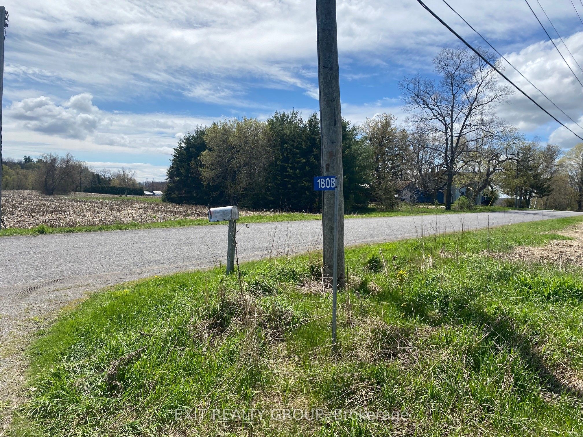 1808 Harrington Road Property Photo 4