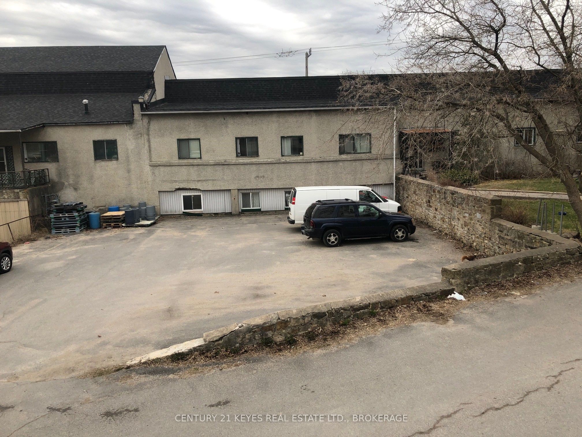 9 King Street Property Photo 15