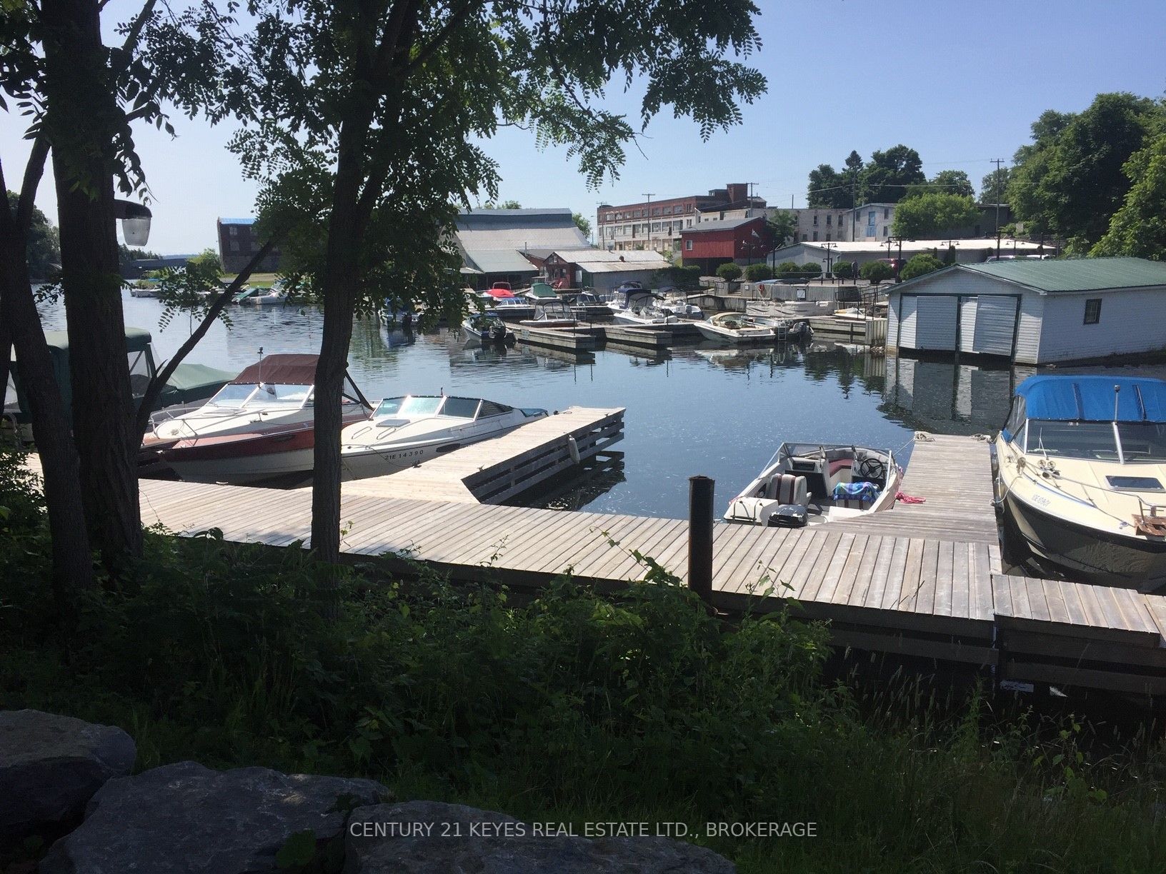 9 King Street Property Photo 18