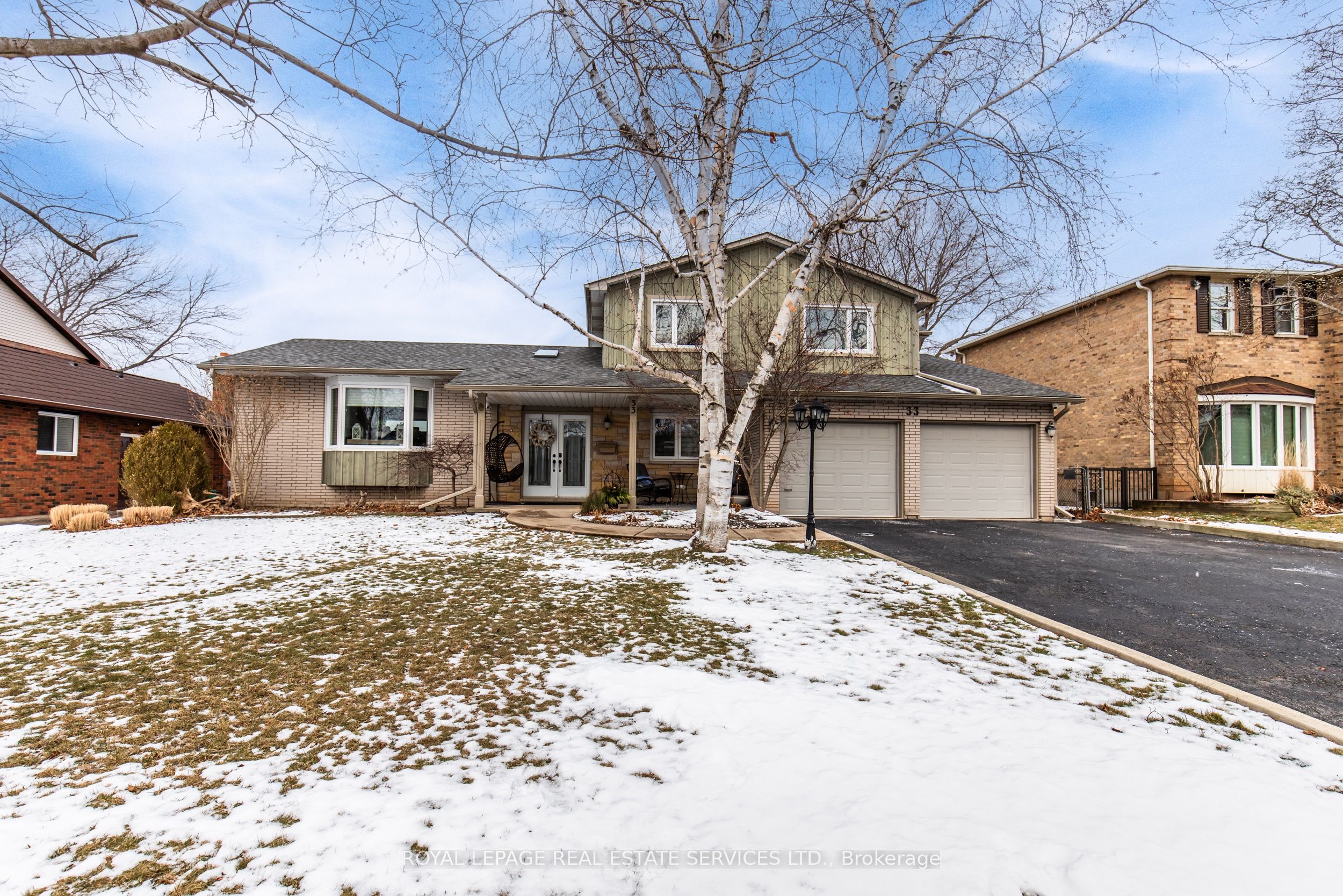33 Cheval Drive Property Photo 2
