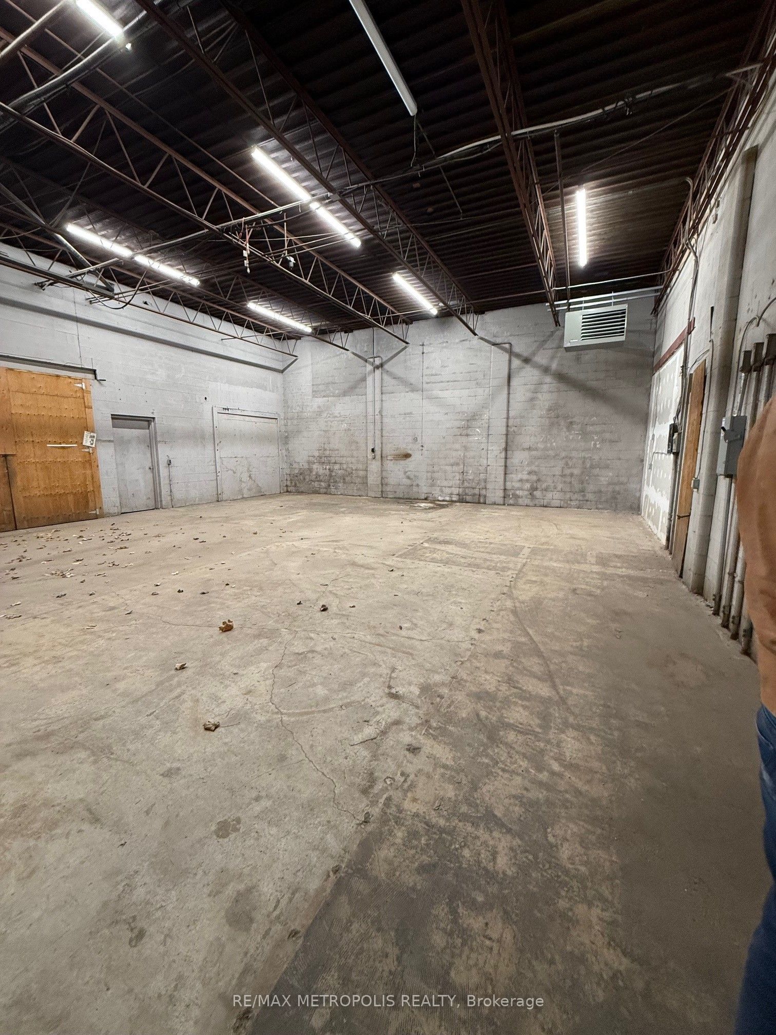 #d - 866 Phillip Street Property Photo 4