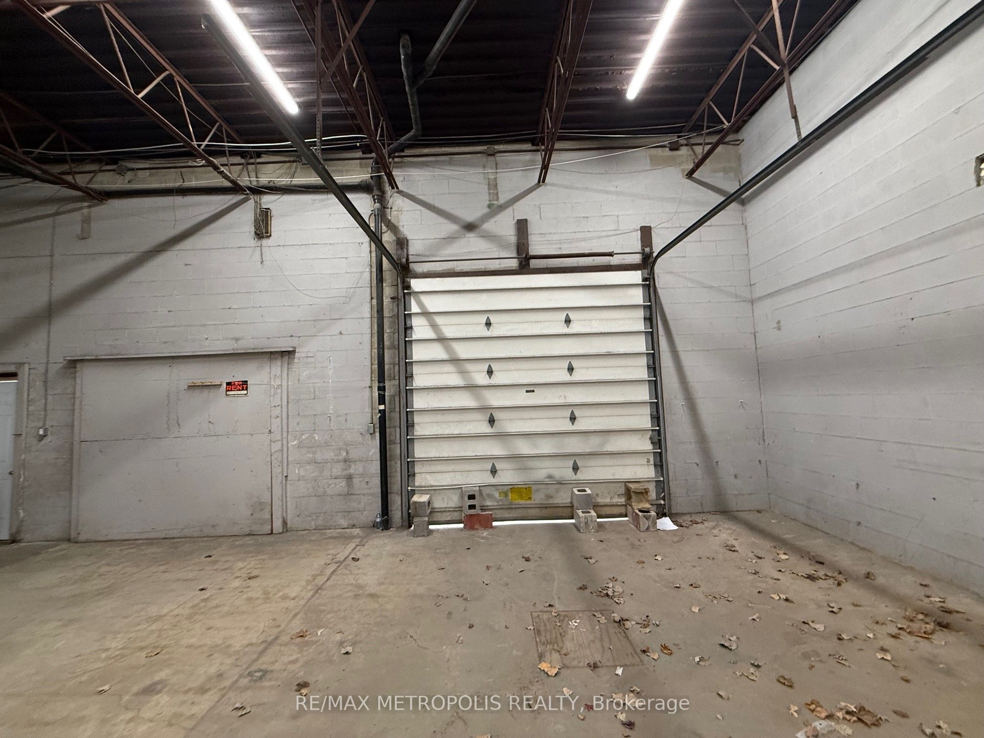 #d - 866 Phillip Street Property Photo 6