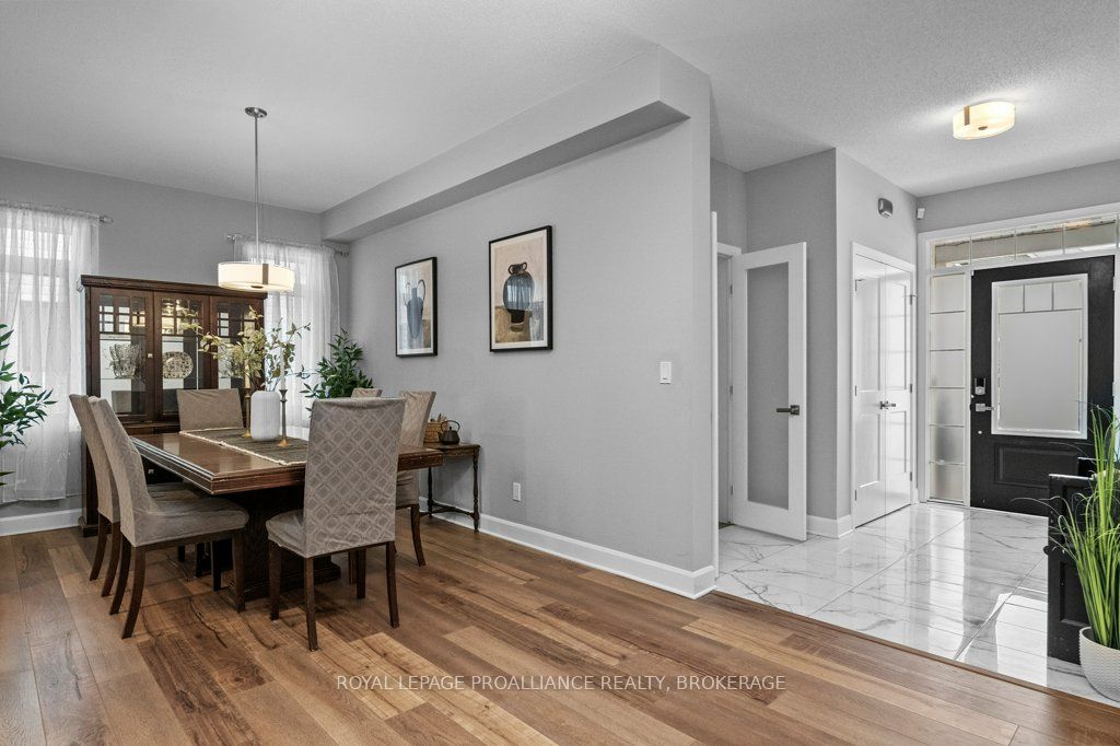724 Riverview Way Property Photo 4