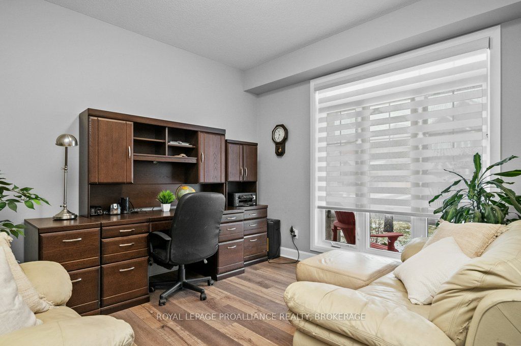 724 Riverview Way Property Photo 13