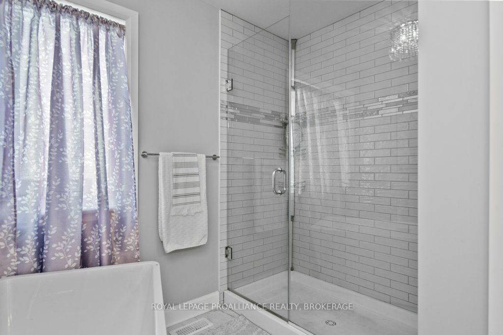 724 Riverview Way Property Photo 19