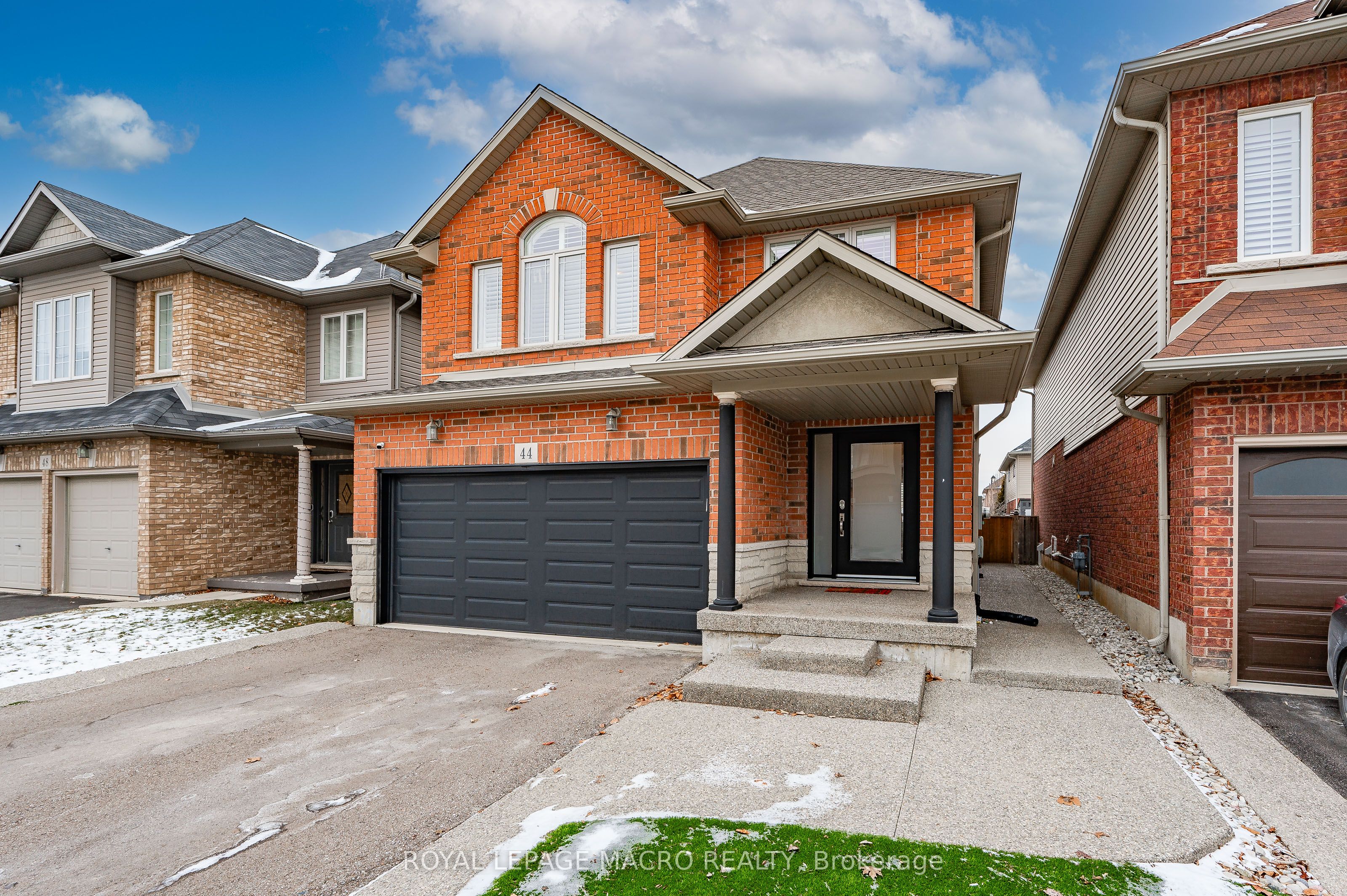 44 Pelech Crescent Property Photo 2