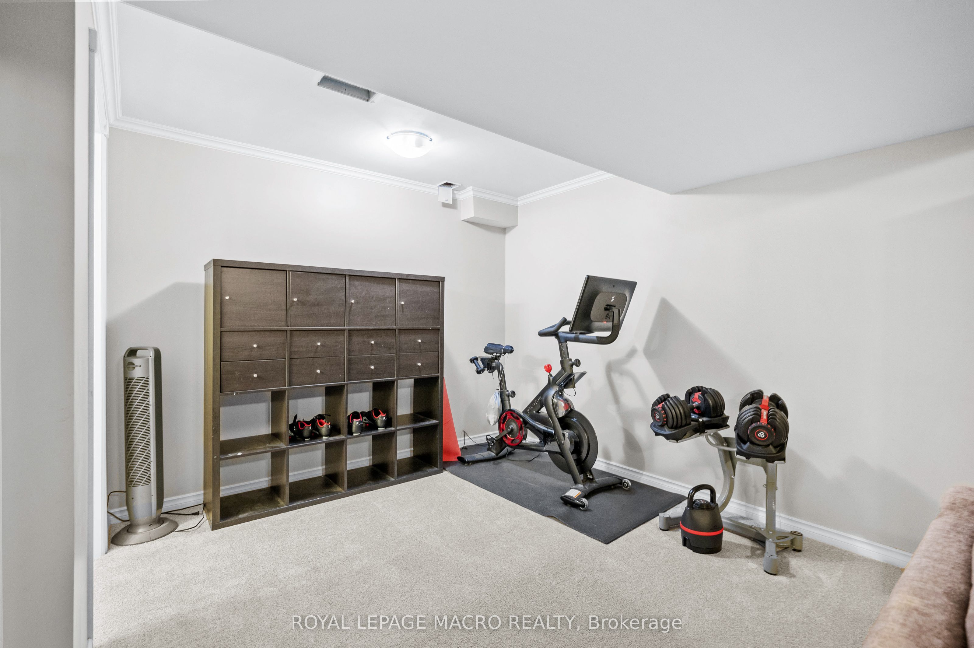 44 Pelech Crescent Property Photo 38