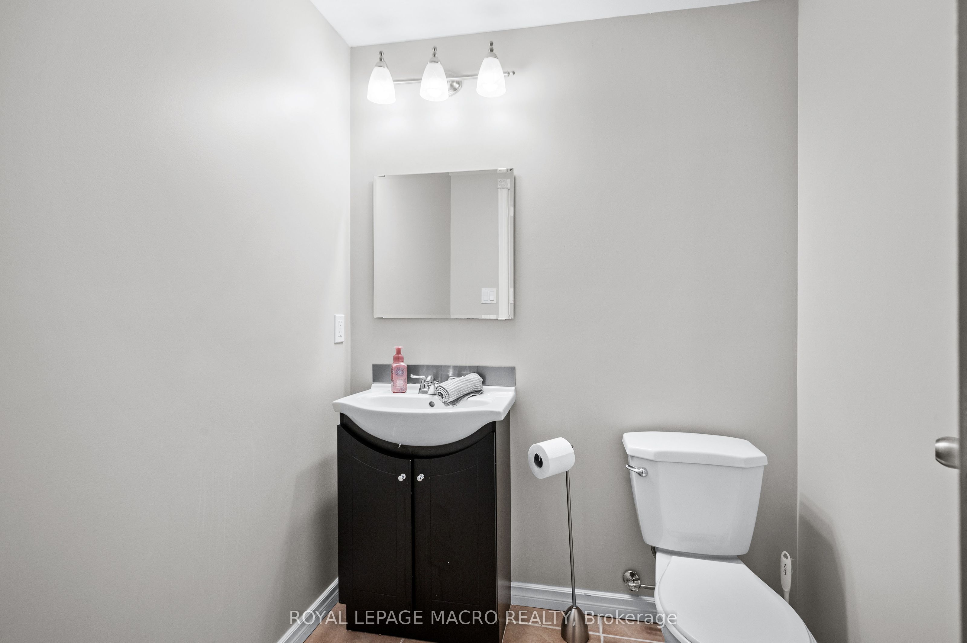 44 Pelech Crescent Property Photo 39