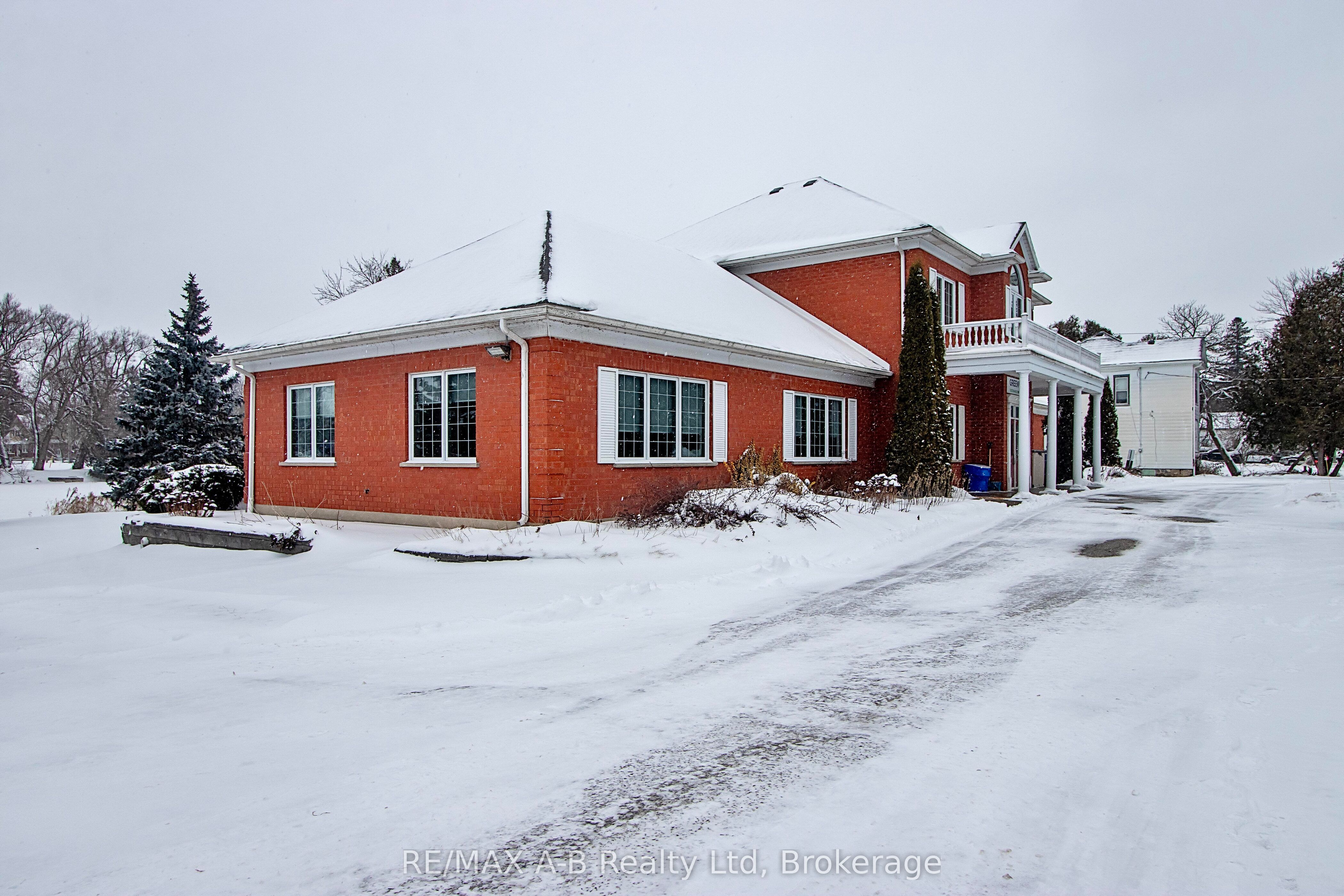 140 Foundry Street Property Photo 2