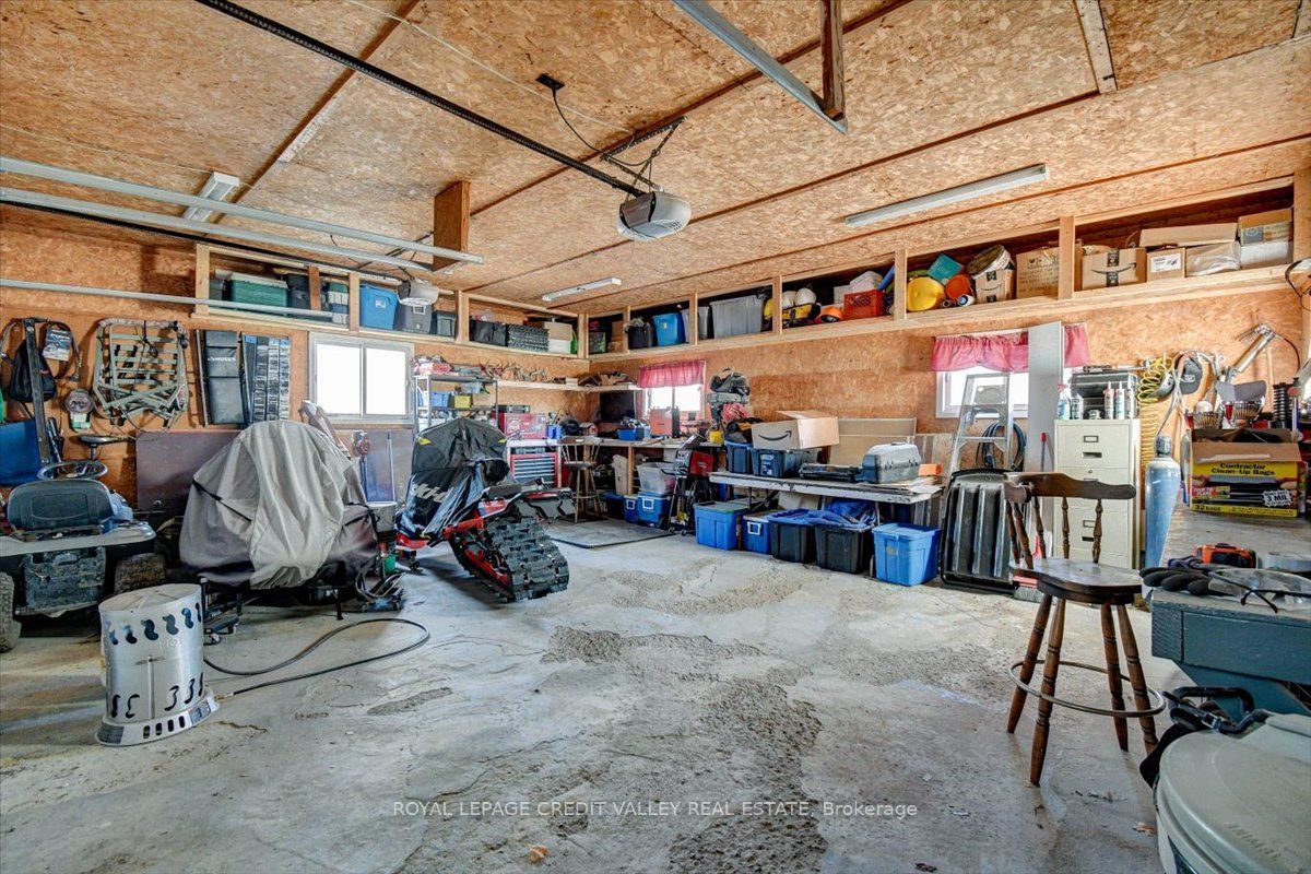170 Crofton Road N Property Photo 28