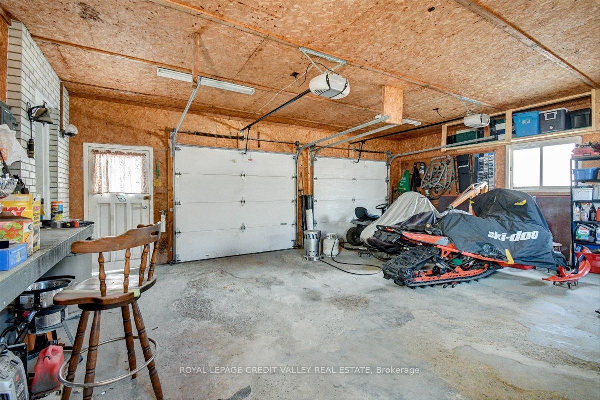 170 Crofton Road N Property Photo 29