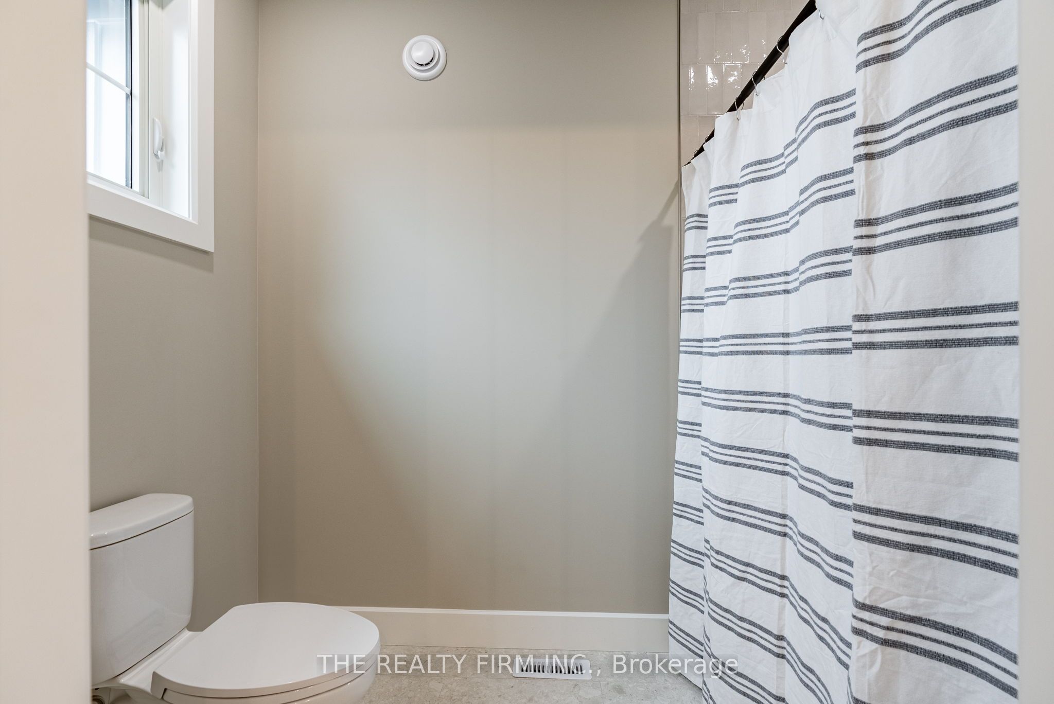 162 Harvest Lane Property Photo 32