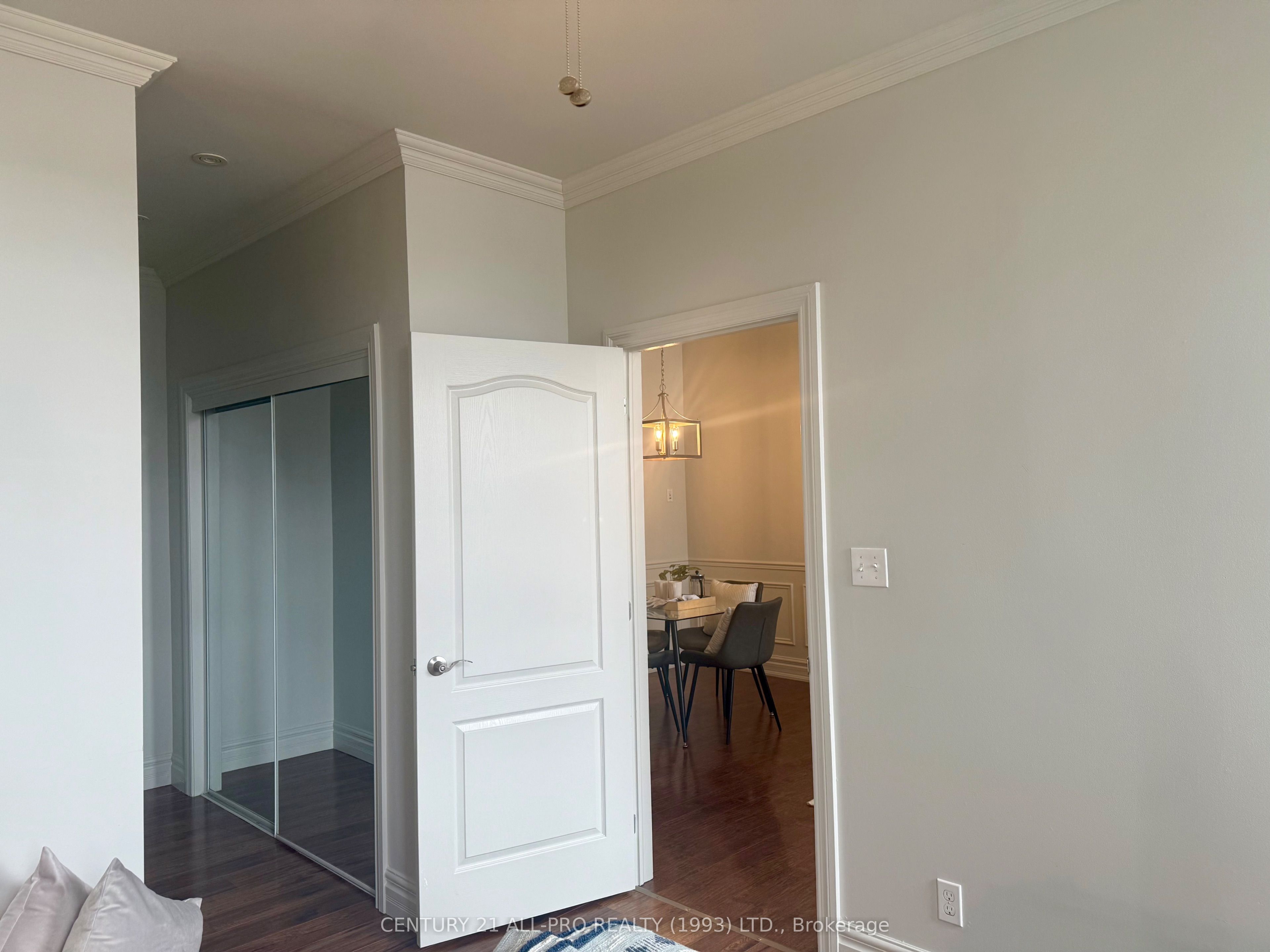 #304 - 323 George Street Property Photo 35