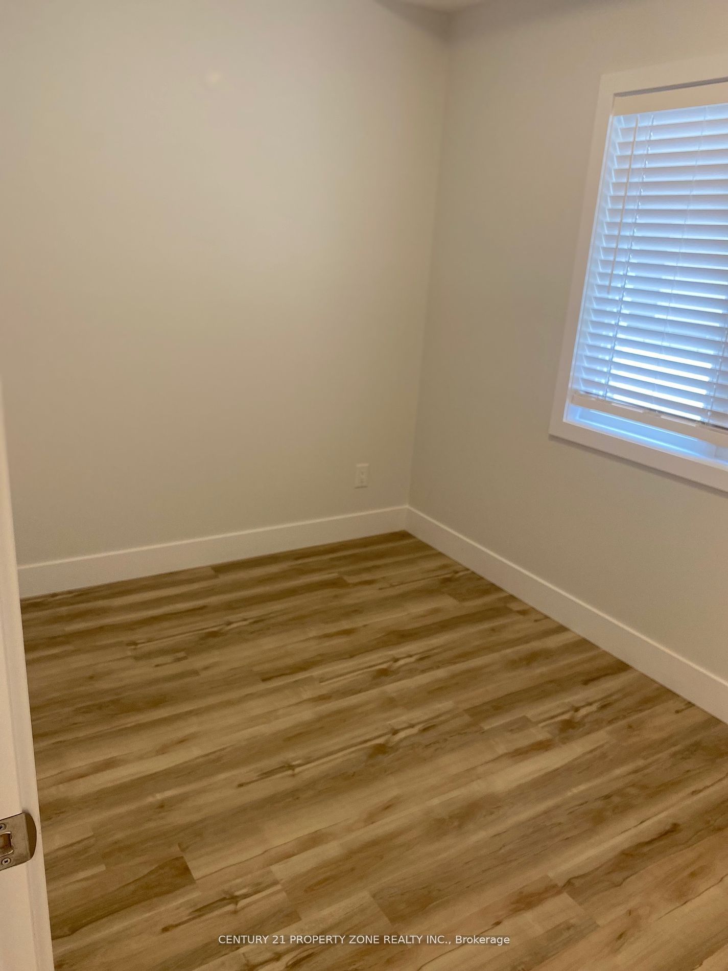 #main - 500 Karn Street Property Photo 11