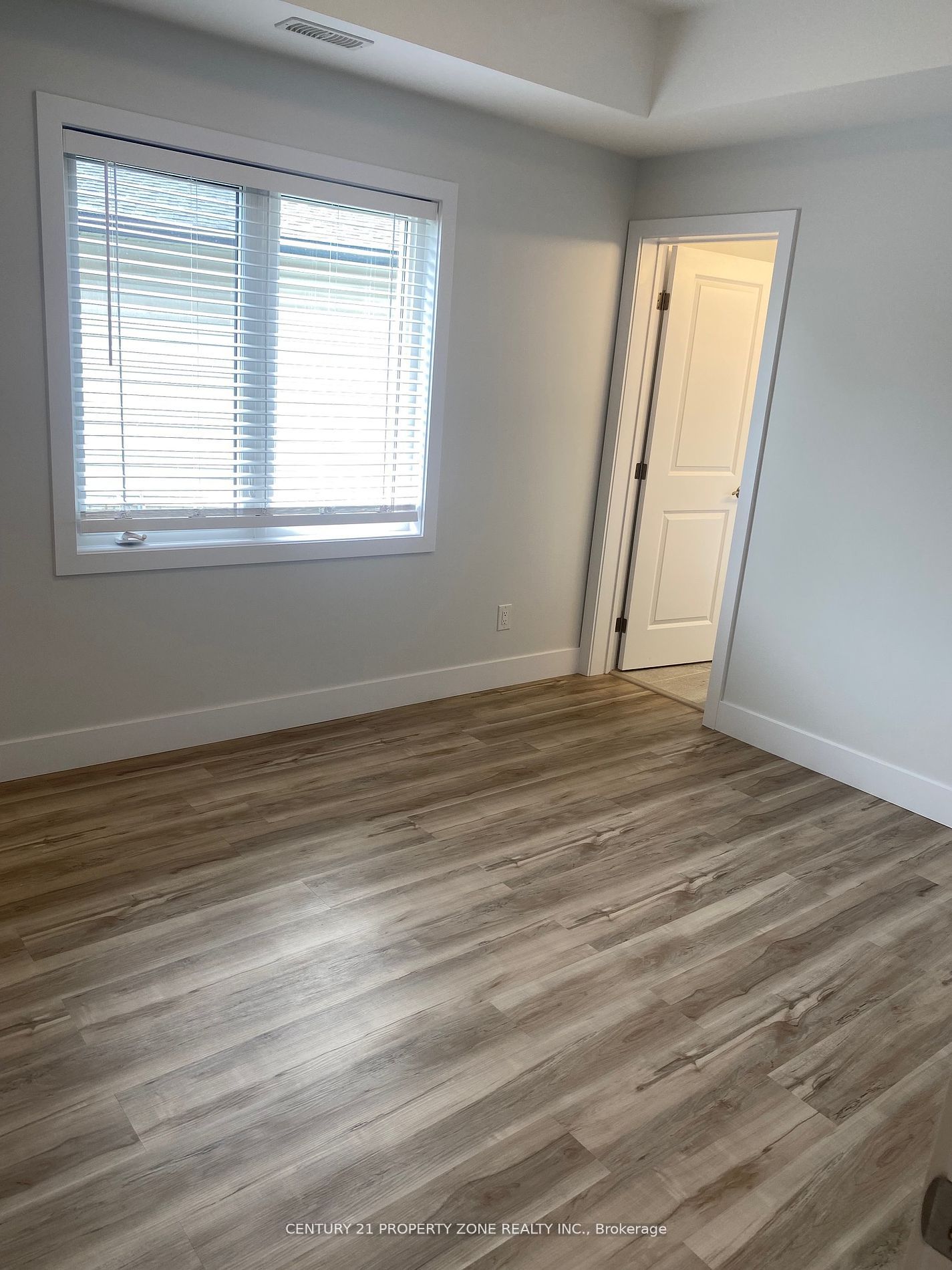 #main - 500 Karn Street Property Photo 14