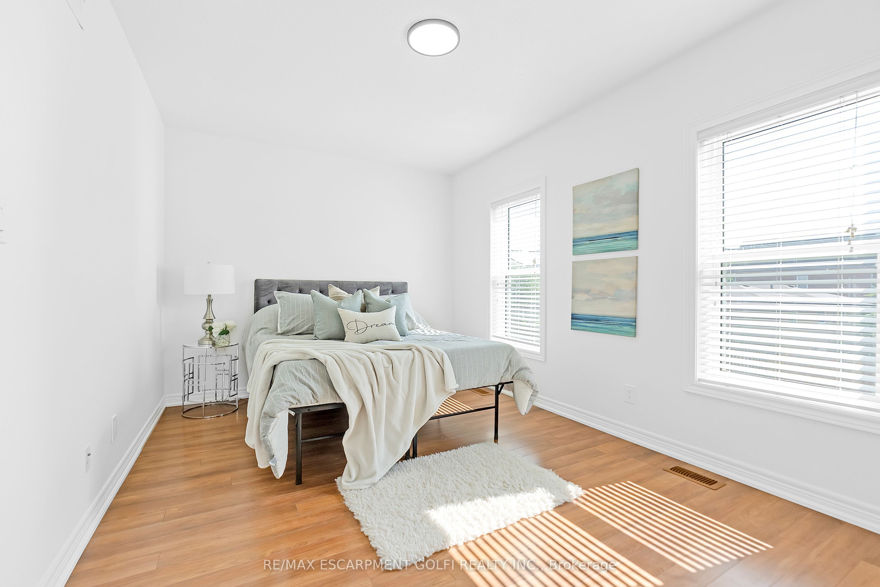 47 Burlington Street Property Photo 12