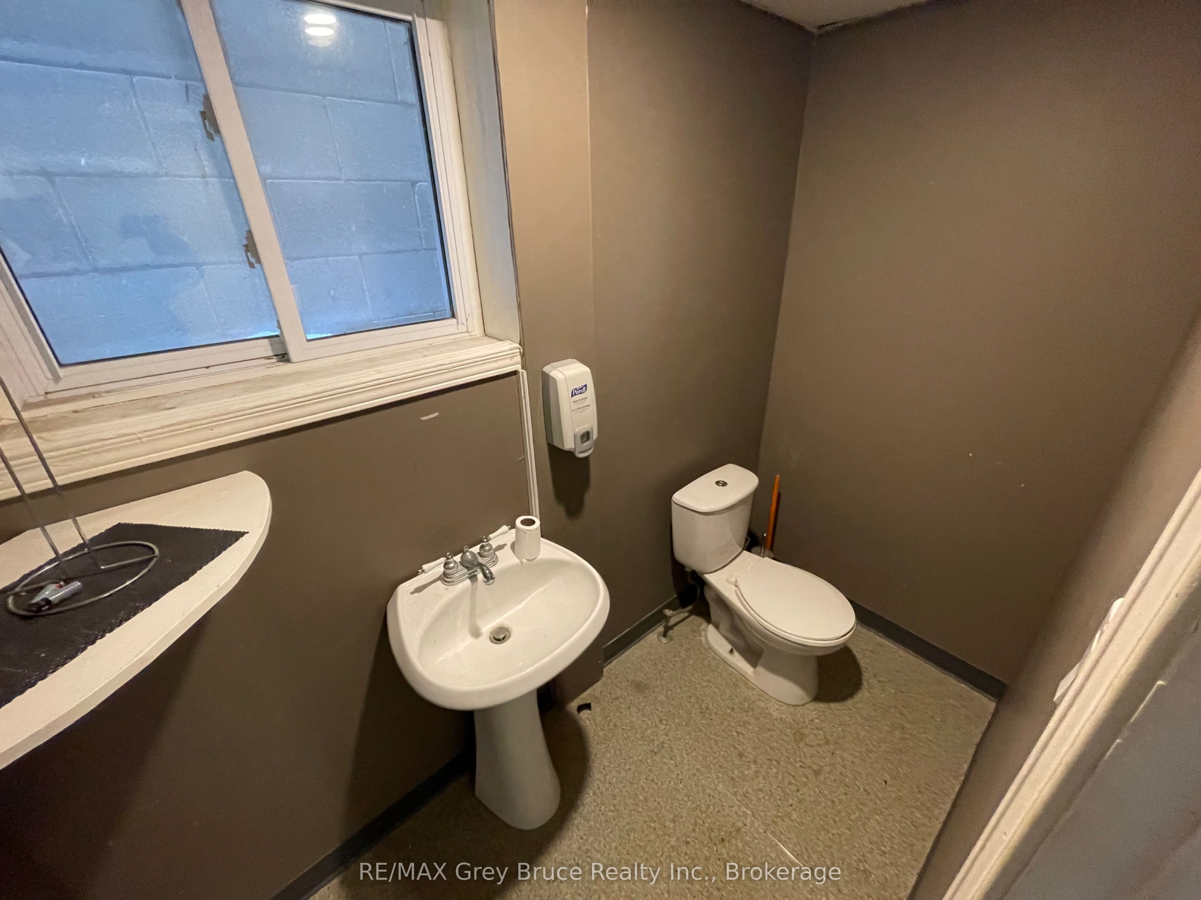 309 Durham Street Property Photo 3