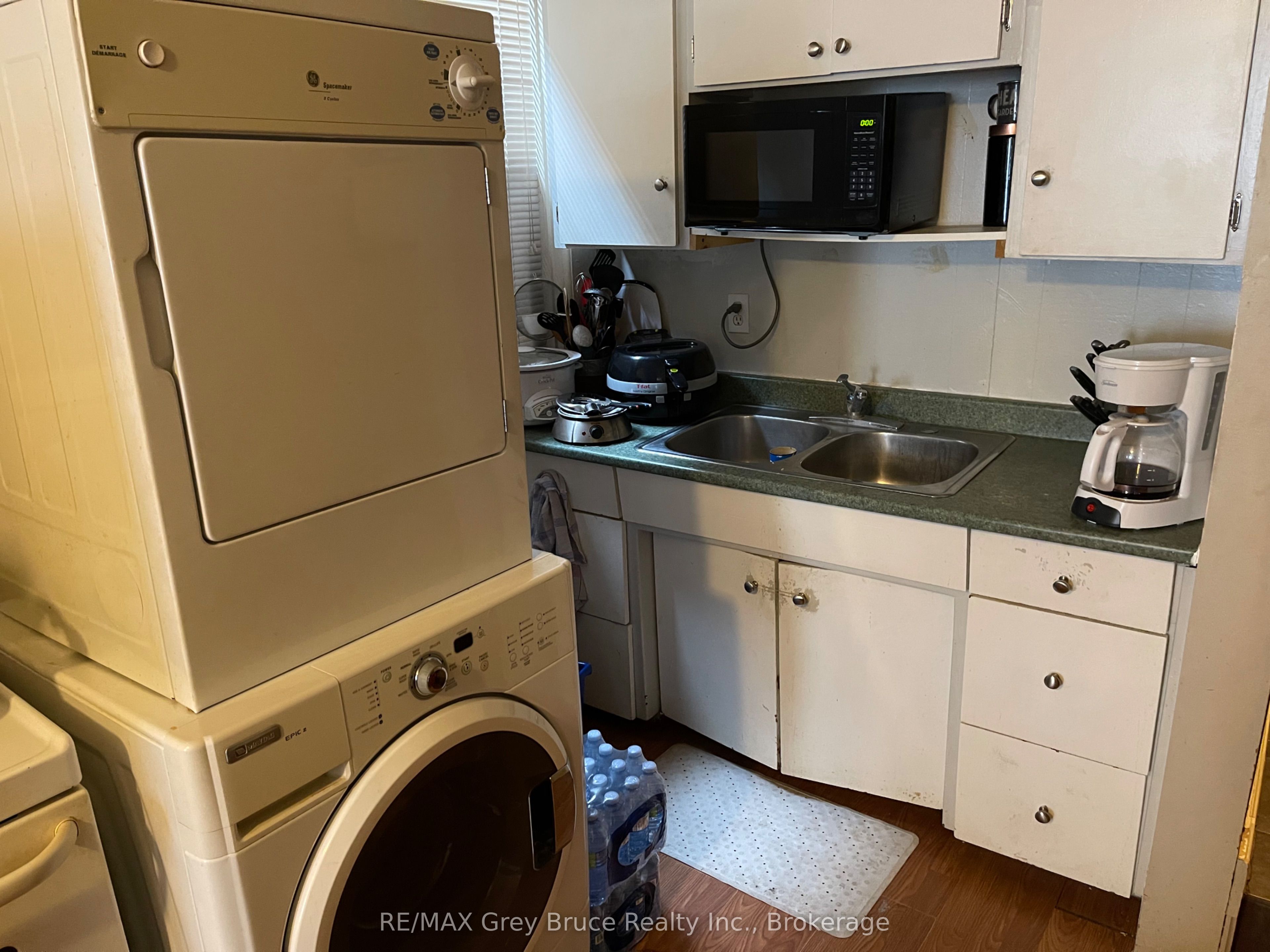 309 Durham Street Property Photo 9
