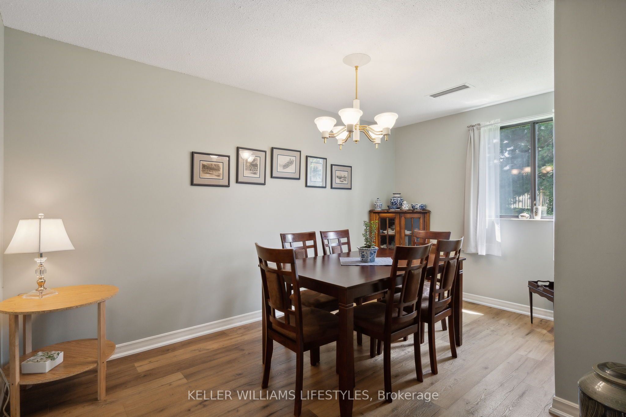 #116 - 300 Everglade Crescent Property Photo 14