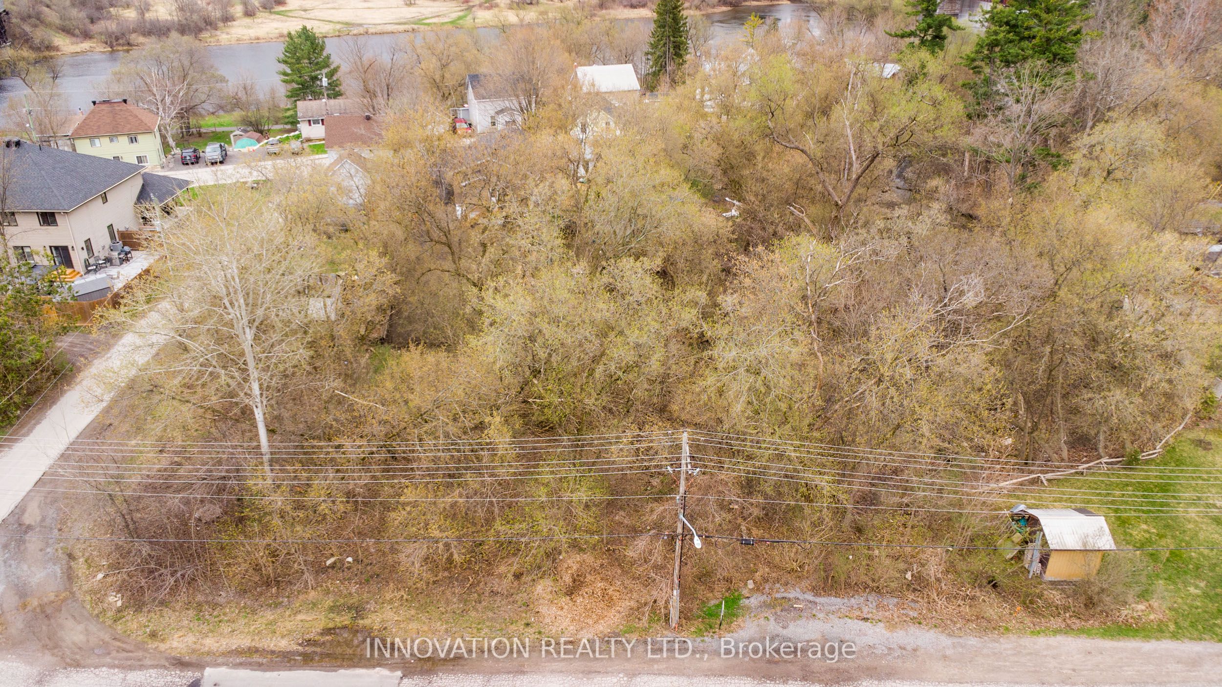 56 Thomas Street N Property Photo 10
