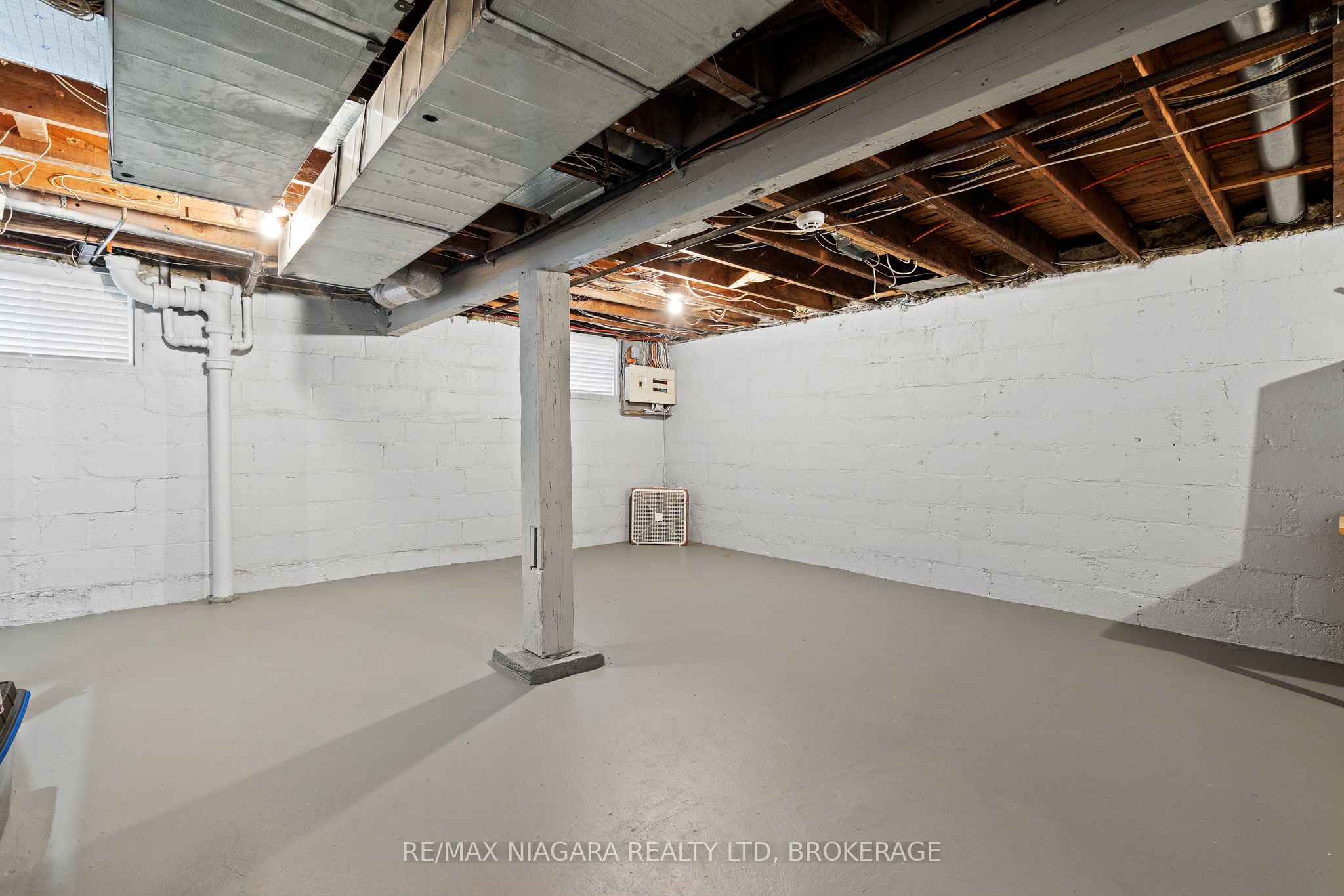 3967 Welland Street Property Photo 22