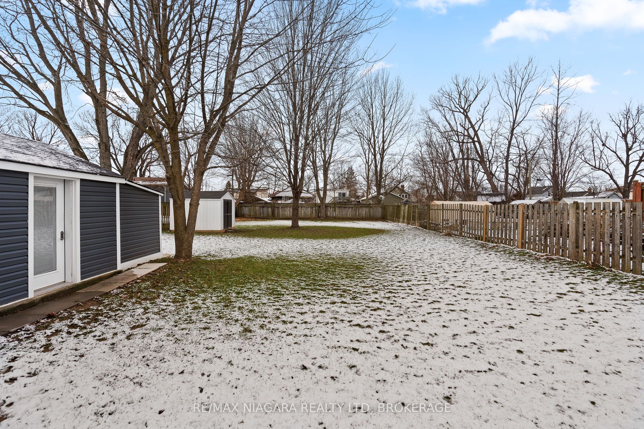 3967 Welland Street Property Photo 26