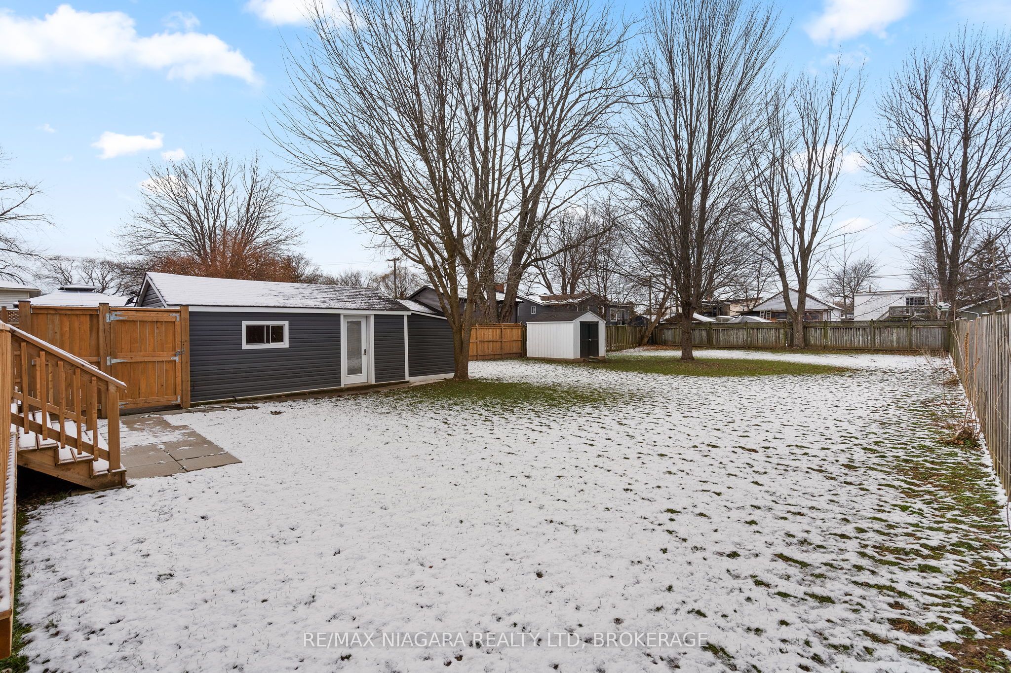 3967 Welland Street Property Photo 27