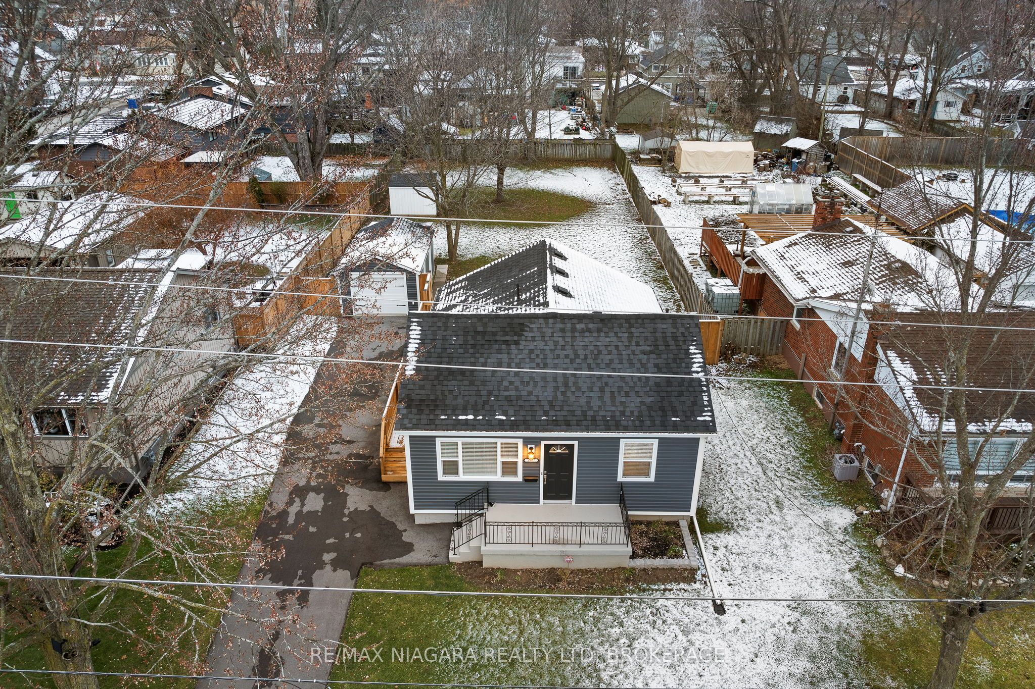 3967 Welland Street Property Photo 34