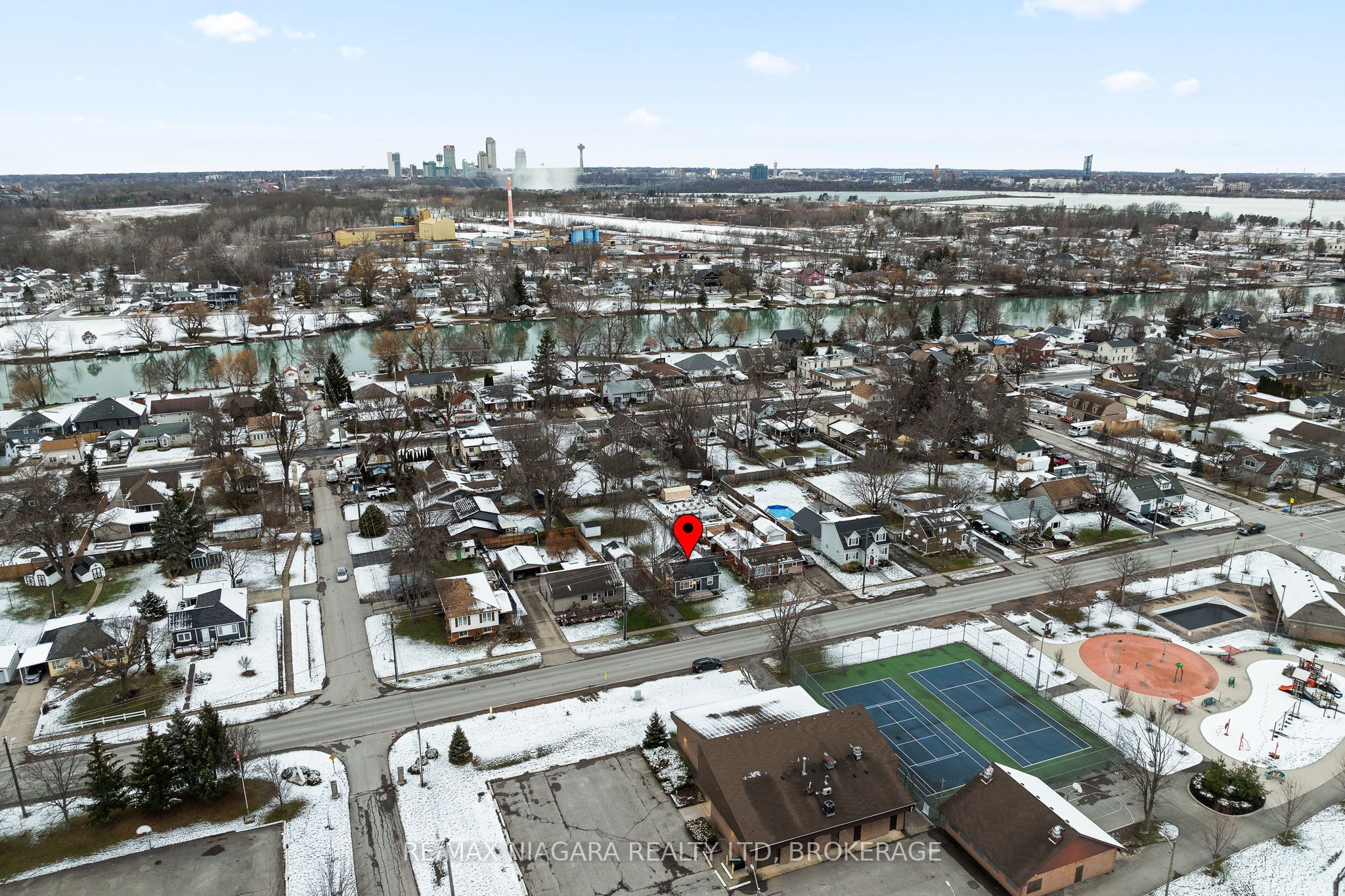 3967 Welland Street Property Photo 36