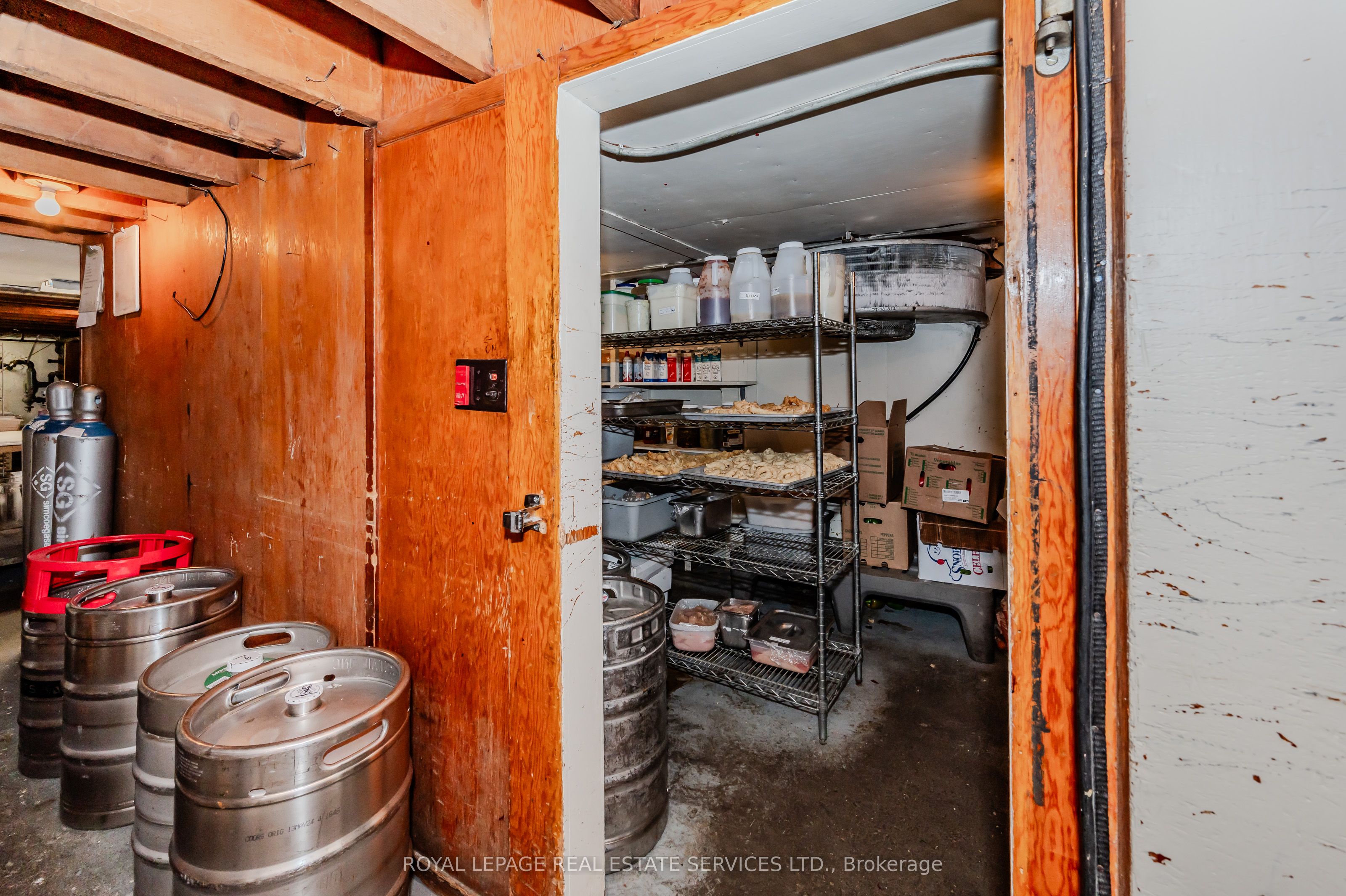 32 Arthur Street Property Photo 11