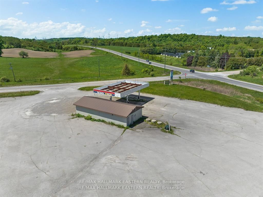 1288 Highway 7a Property Photo 2