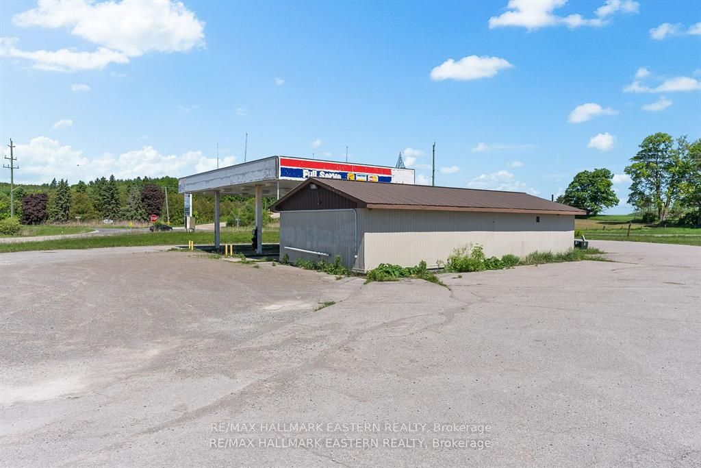 1288 Highway 7a Property Photo 14