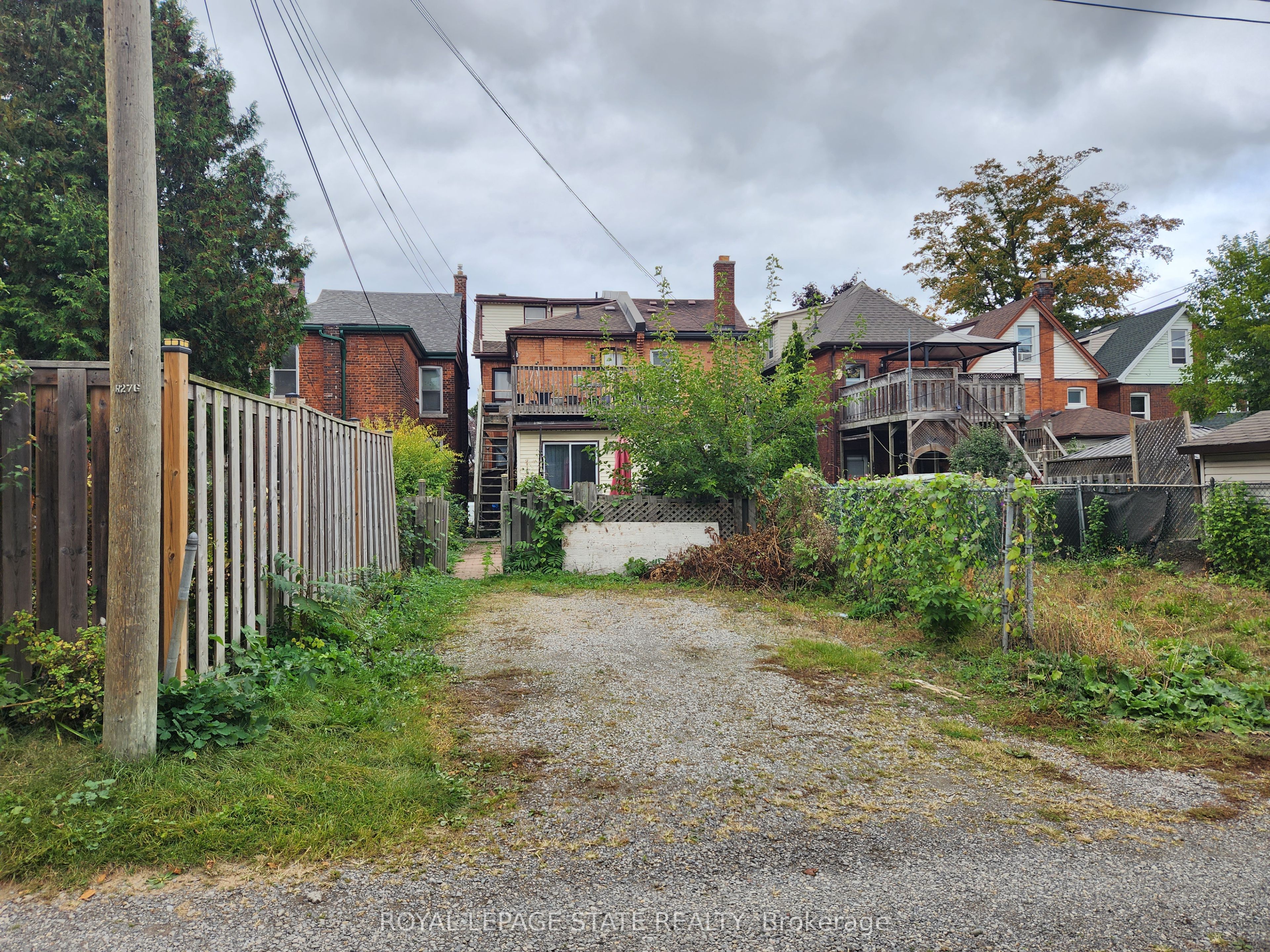25 Gladstone Avenue Property Photo 25
