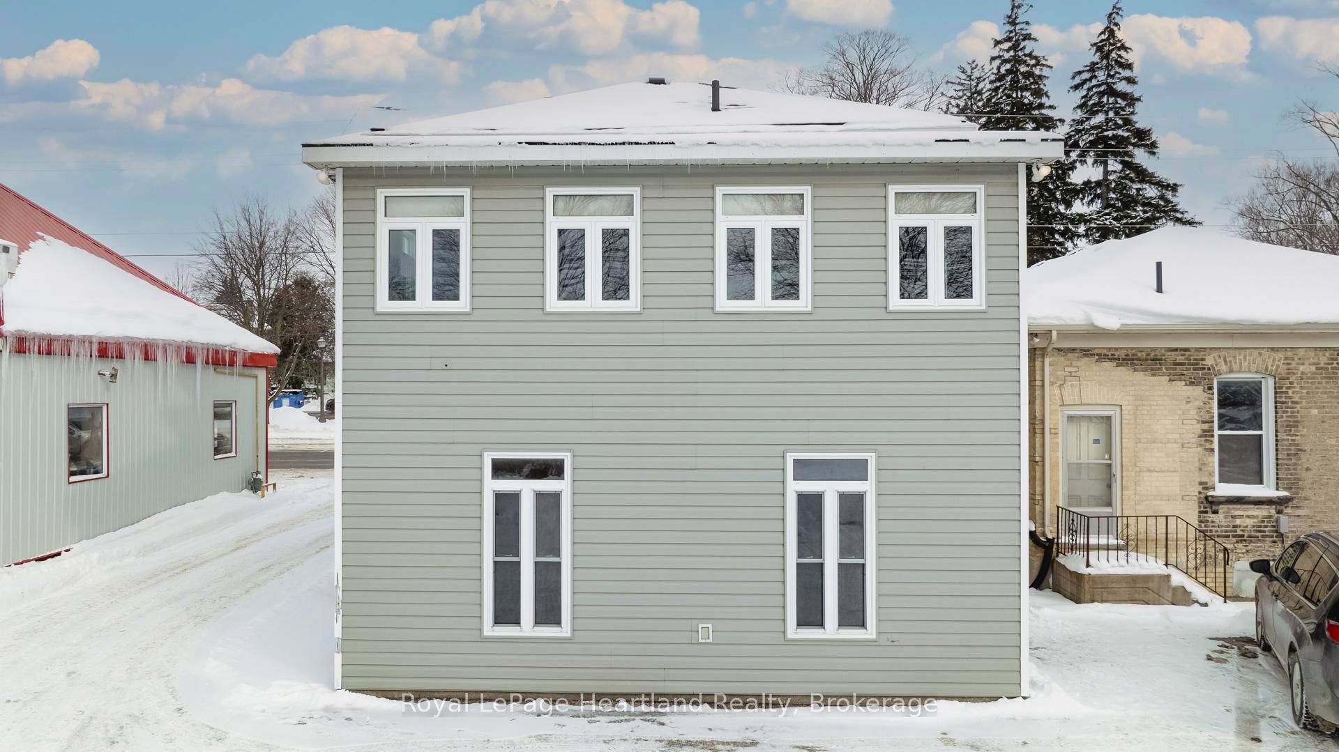 38 Ontario Street Property Photo 2