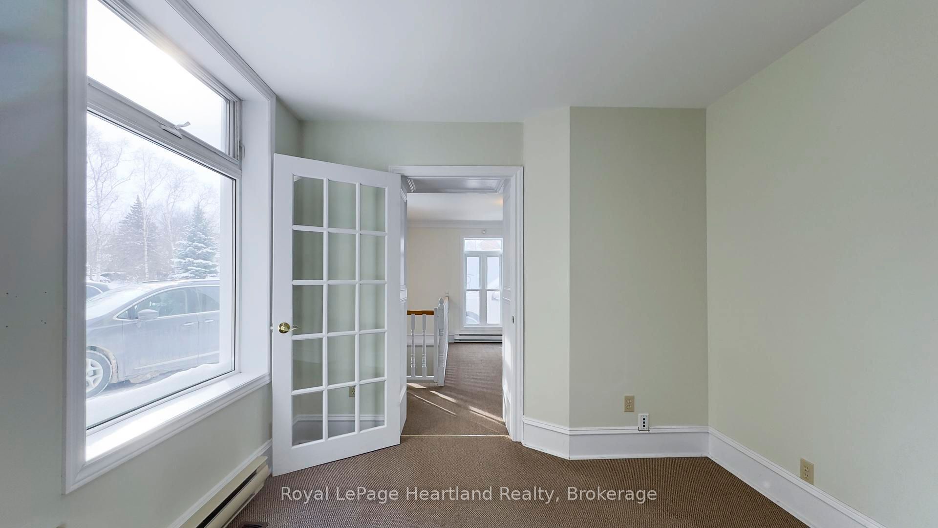 38 Ontario Street Property Photo 9