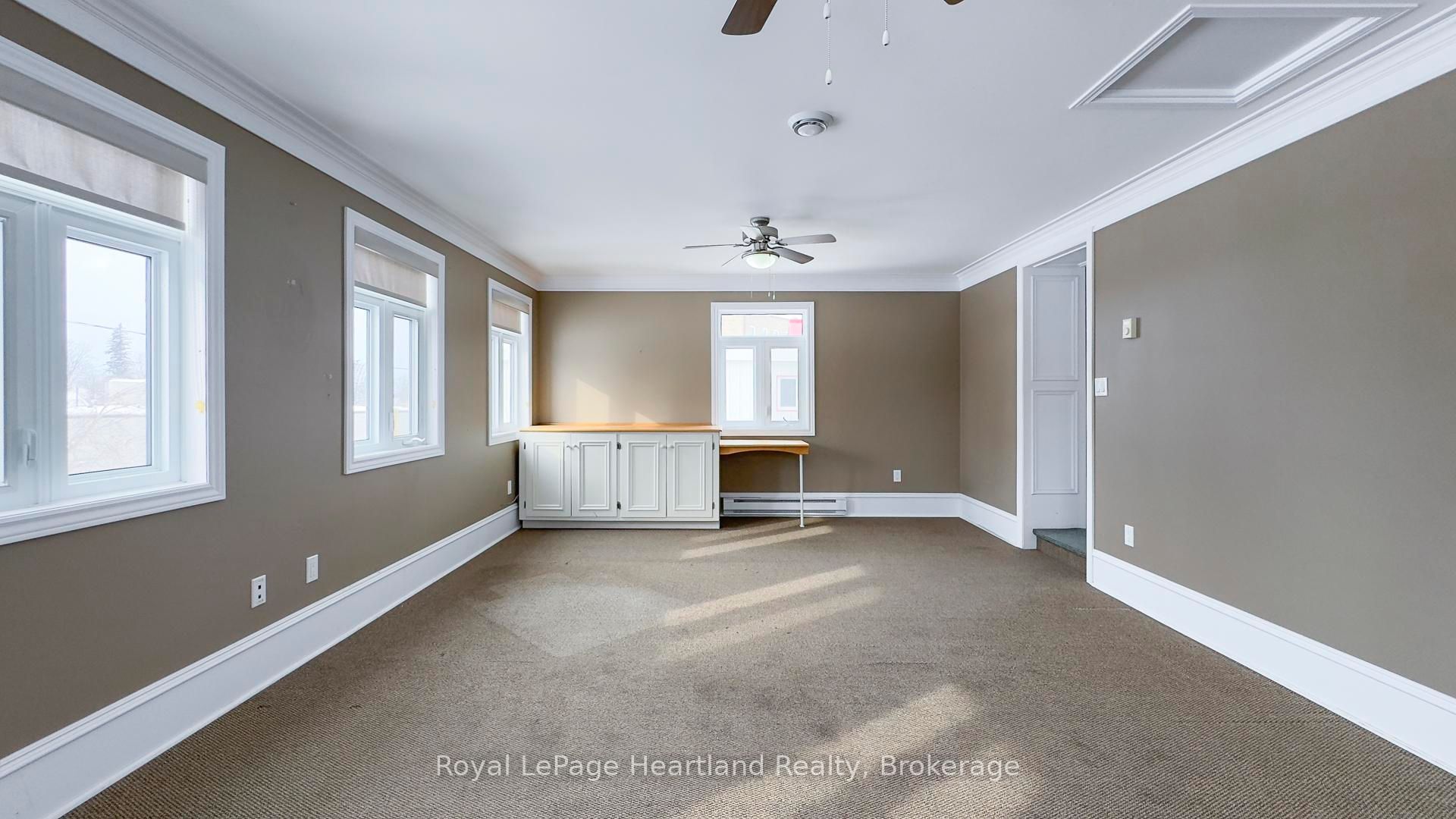 38 Ontario Street Property Photo 30